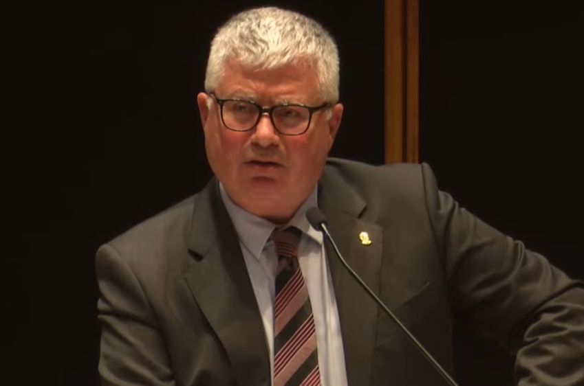 CHP’li Önal’ın o ifadelerine sert tepki: Hızal, “O ifadeler tutanaklardan çıkarılacak!”