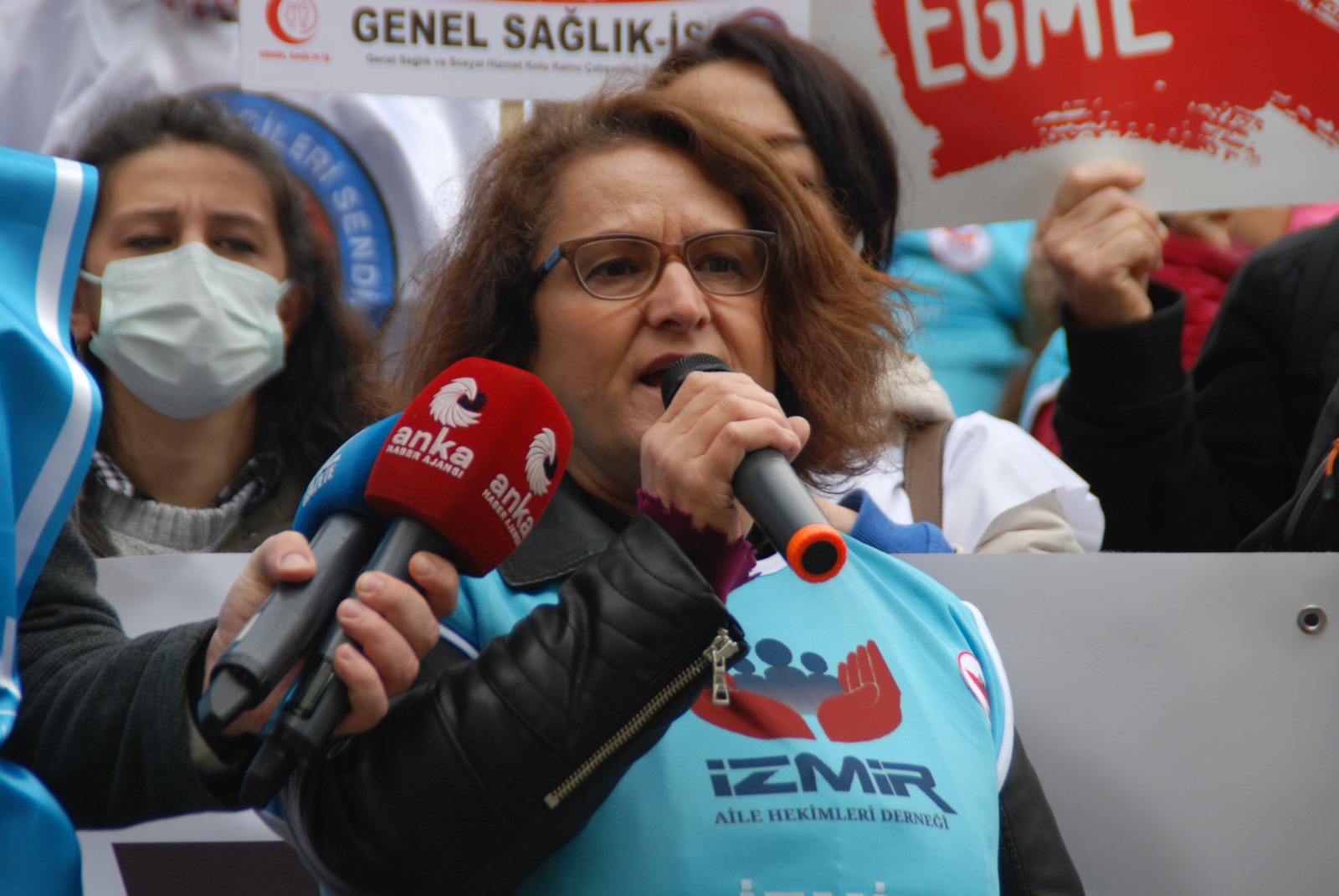 Hekimler, ASM'lere gelen faturaları yaktı