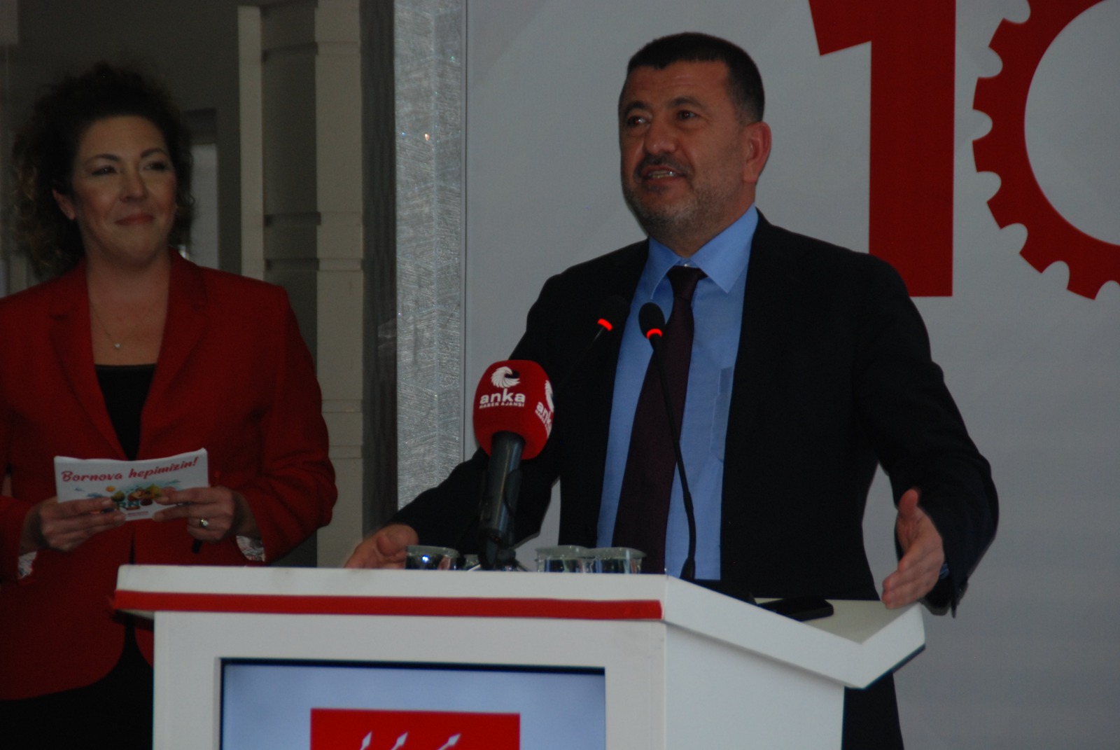 Başkan İduğ, bin günlük performansını değerlendirdi: “Yerelde ne yaparsak Türkiye'de iktidara geldiğimizde de aynı refahı oluşturacağız”