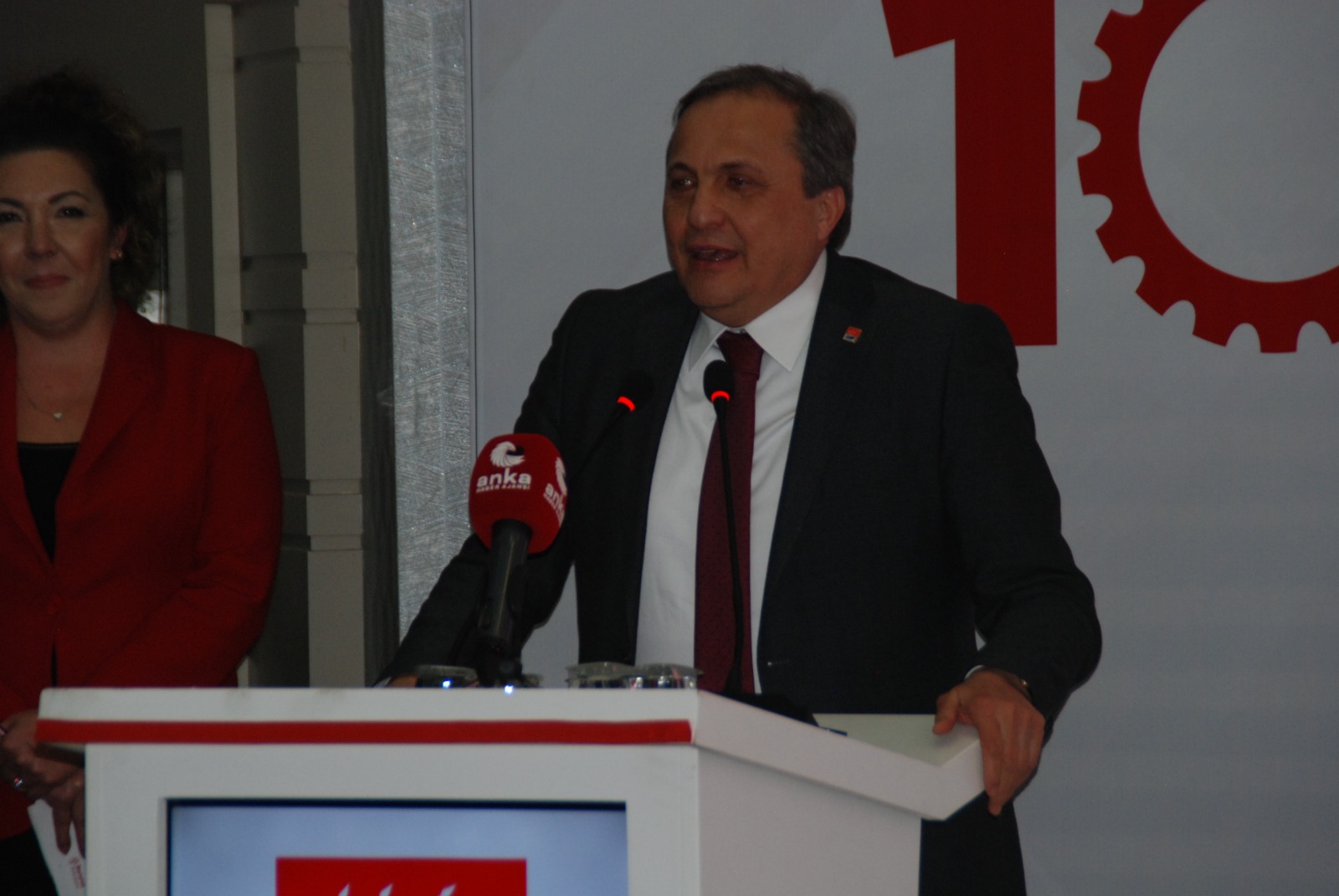 Başkan İduğ, bin günlük performansını değerlendirdi: “Yerelde ne yaparsak Türkiye'de iktidara geldiğimizde de aynı refahı oluşturacağız”