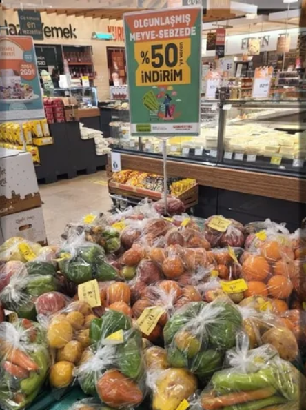 Çürük sebze ve meyveler "olgunlaşmış" etikitetiyle satılıyor!