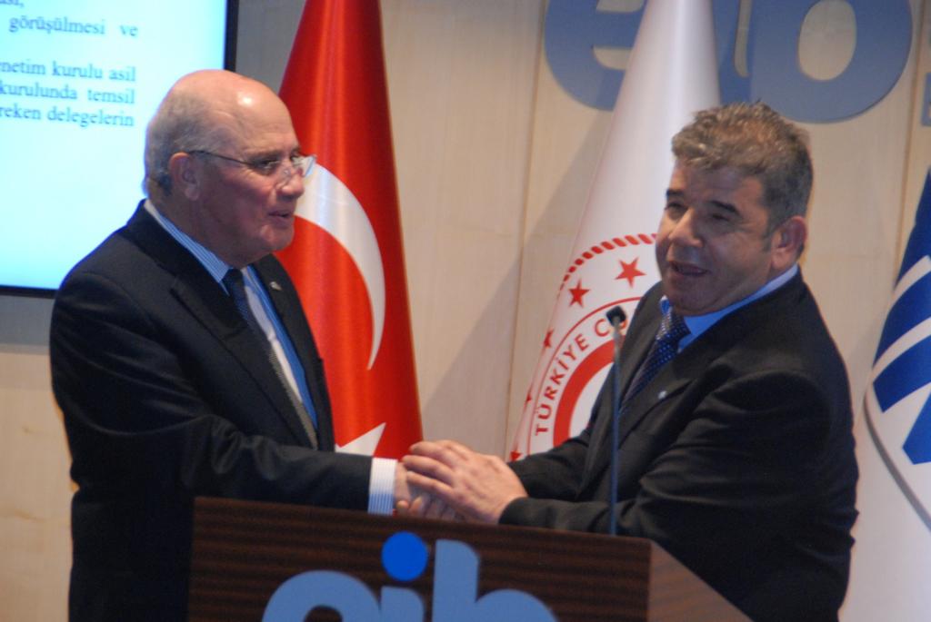 Yeni başkandan yeni hedef: Gürle, “Hedefimiz 3 sektörde 1 milyar Dolar’a çıkmak”