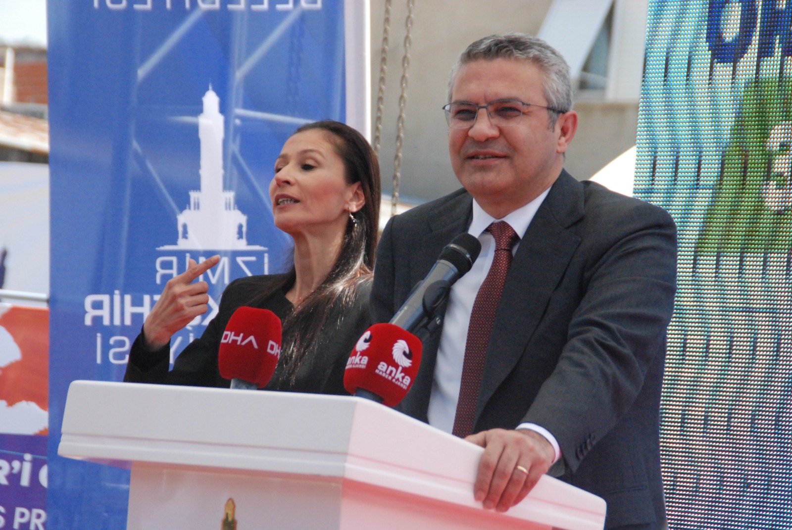 Örnekköy’de İZBETON’dan büyük hamle: 3’üncü ve 4’üncü etaplarının temelleri atıldı