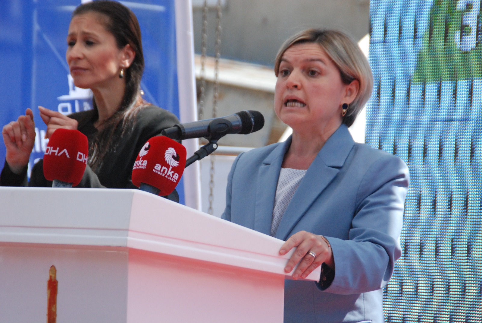 Örnekköy’de İZBETON’dan büyük hamle: 3’üncü ve 4’üncü etaplarının temelleri atıldı