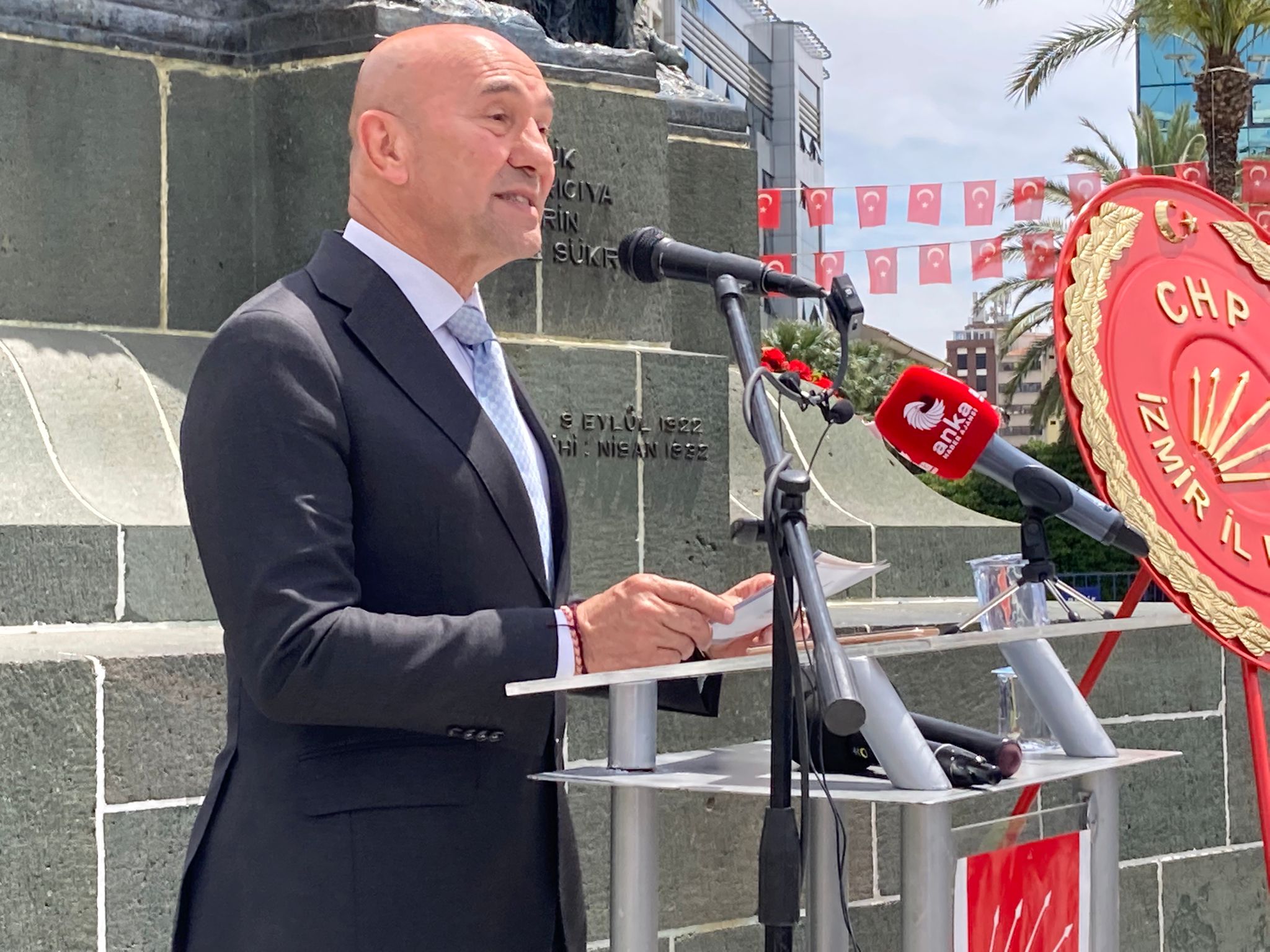 CHP İzmir’den gençlere ‘siyaset’ vurgusu: Başkan Soyer, “Gençlerimize temiz siyaset borçluyuz”