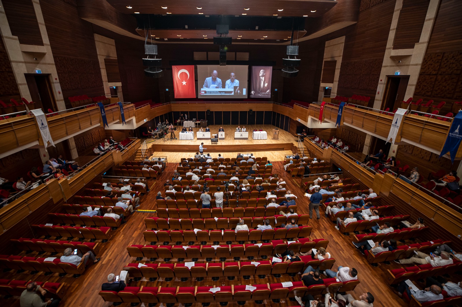 Ölüm gemisi mecliste tartışıldı: AK Partili Hızal’ın ‘müze’ iddiasına CHP’den net yanıt          