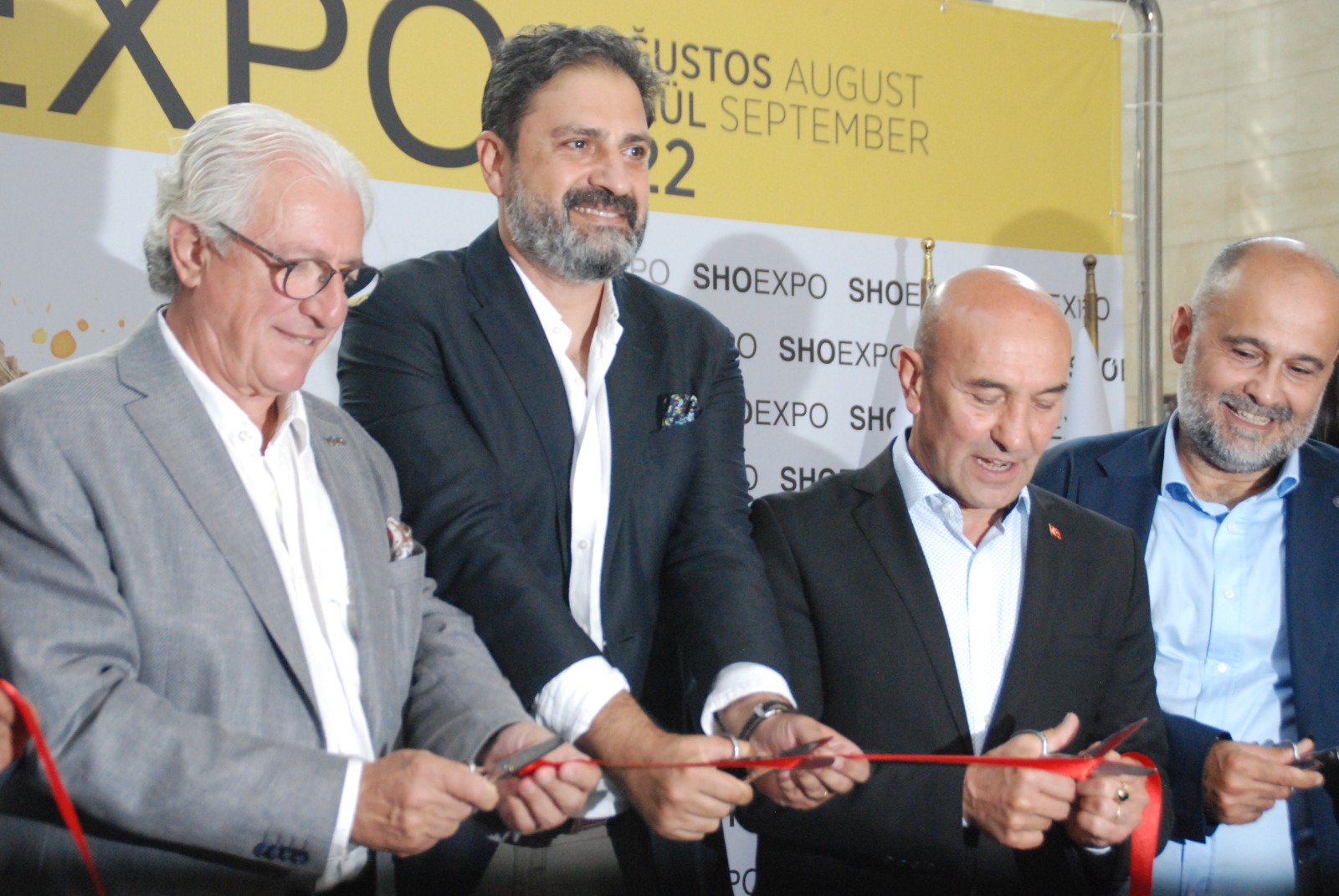 Soyer’den SHOEXPO açılışında ‘katılımcı’ sitemi: Fuarlarınıza sahip çıkın!