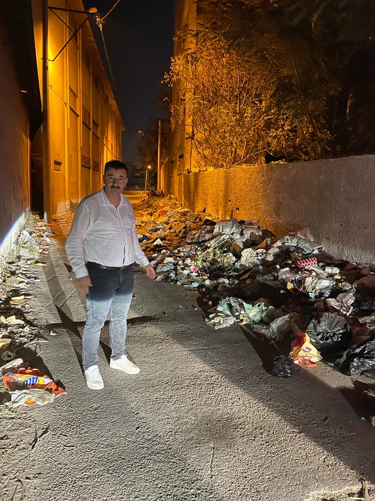 Başdaş’tan Batur’a cevap “Belediye araçları da maganda mı?”