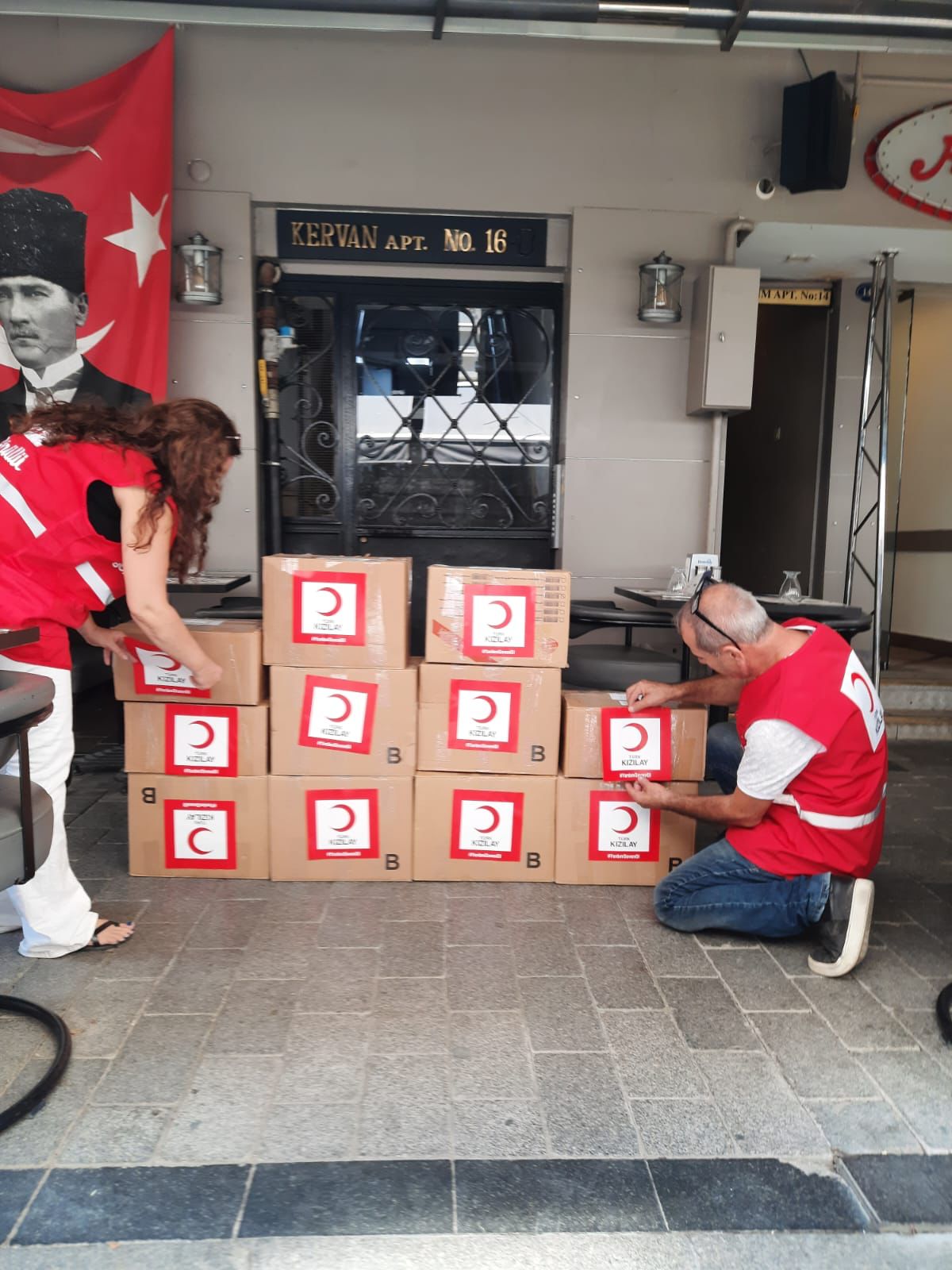 Kızılay’dan 5 ilde öğrencilere destek