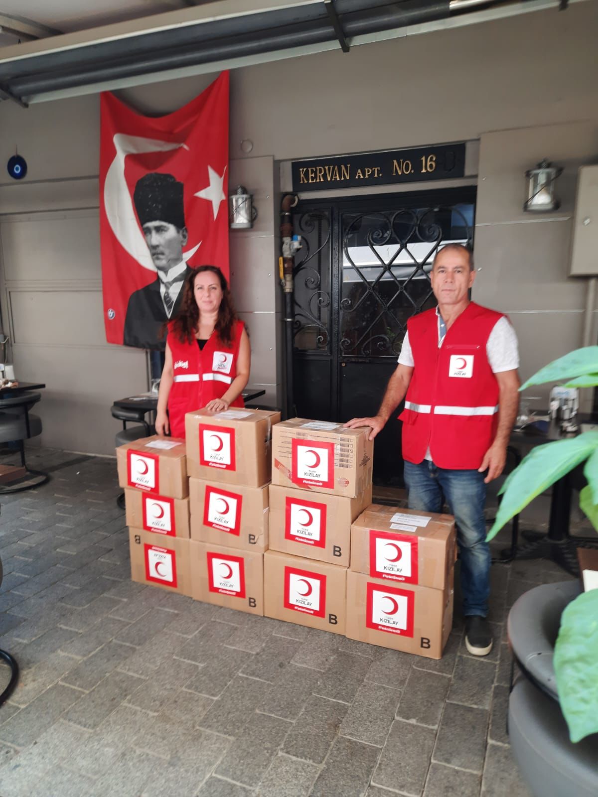 Kızılay’dan 5 ilde öğrencilere destek