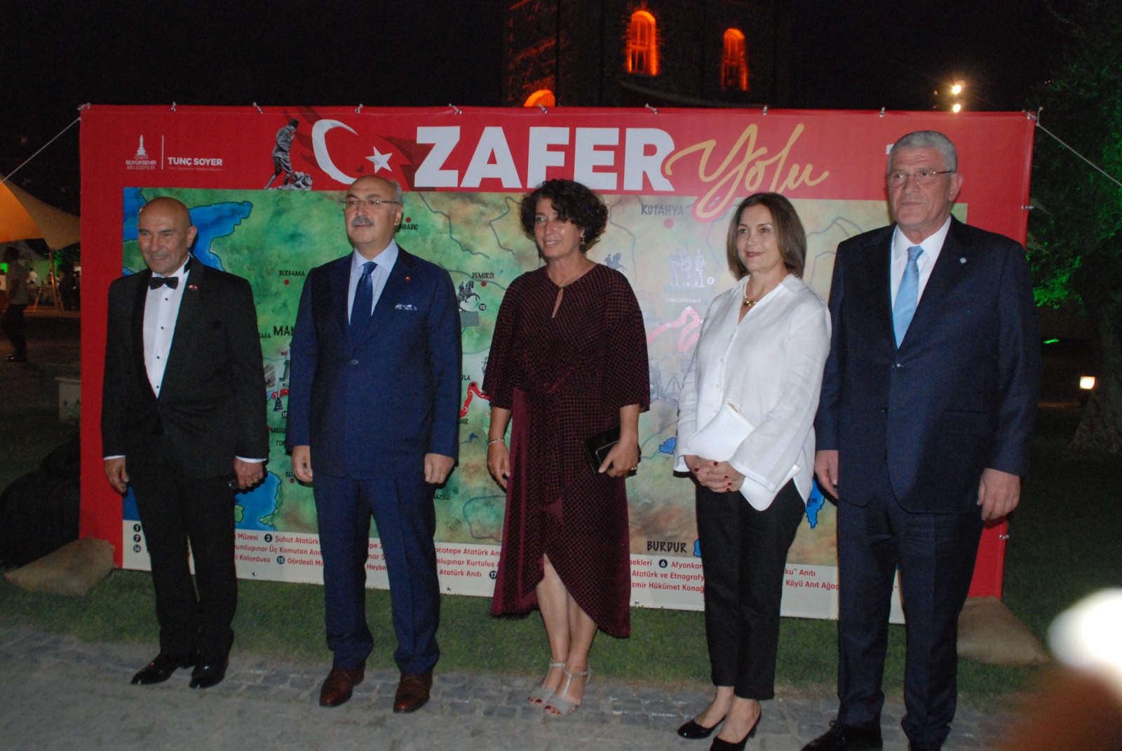 İzmir’in kurtuluşuna özel 100’üncü yıl resepsiyonu: Soyer, “İzmir’in kurtuluşu kuruluşa uzanan bir yol”
