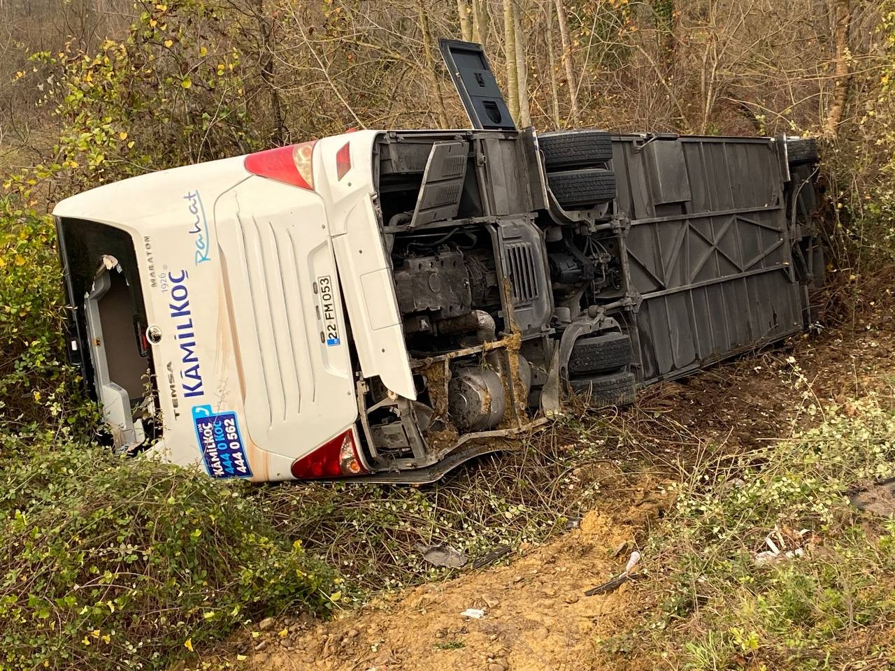 Bartın'da yolcu otobüsü devrildi: 39 yaralı