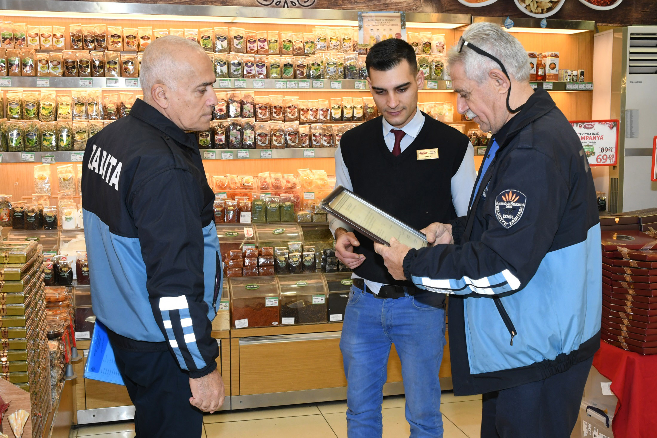 Karabağlar Belediyesi'nden yılbaşı denetimi
