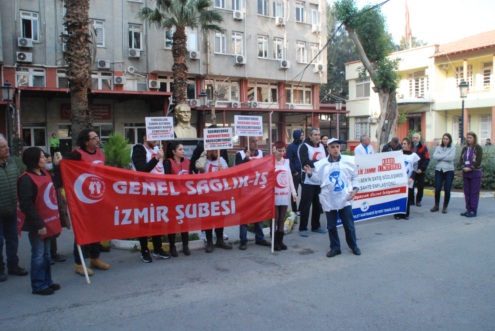 Emekçilerden yüzde 30 zam tepkisi “Sadaka istemiyoruz”