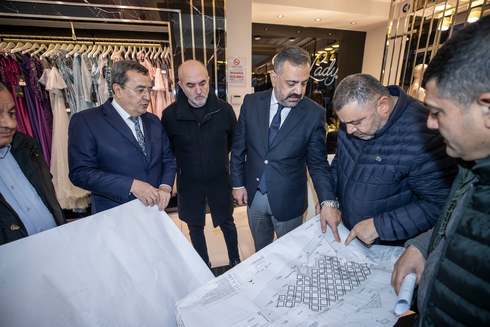 CHP İzmir İl Başkanı Aslanoğlu Sahadan Ayrılmıyor...  “100 Gün Kaldı Bu Kötü Düzeni Değiştireceğiz”