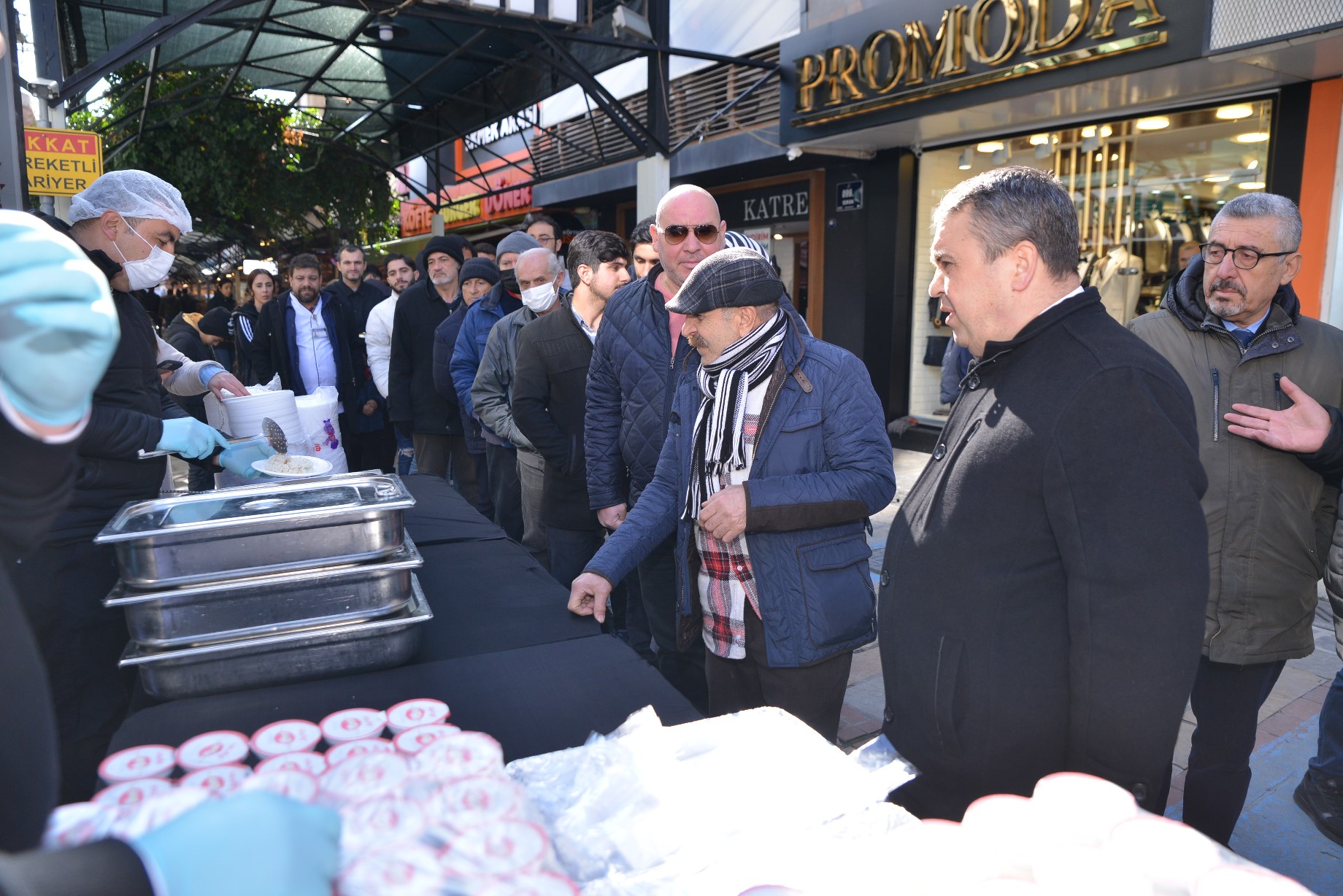 EMD İzmir, yitirdiği meslektaşlarını andı
