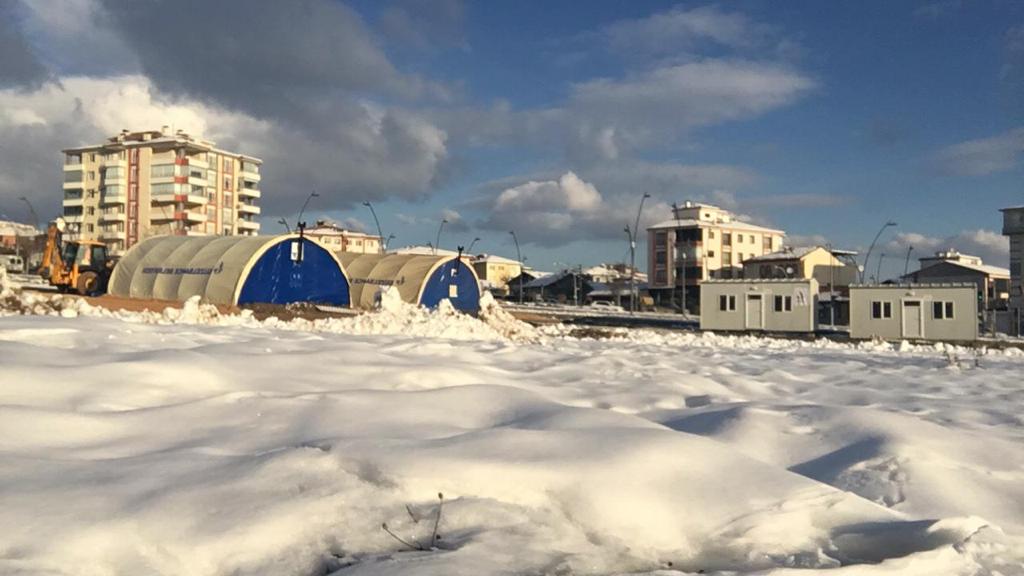 Güzelbahçe’den Malatya’ya 50 konteynerlik kent