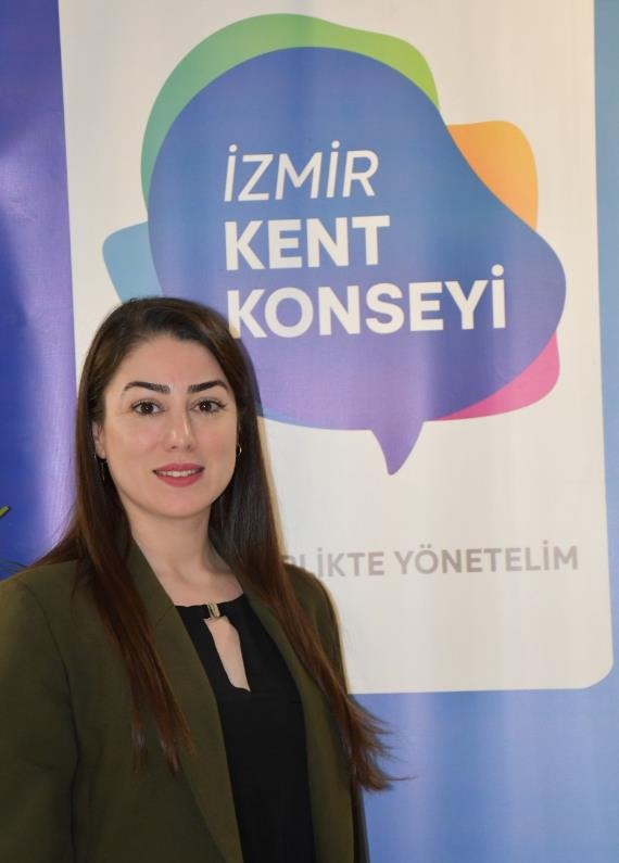 İzmir Kent Konseyi Müdürü Yılmaz görevinden alındı