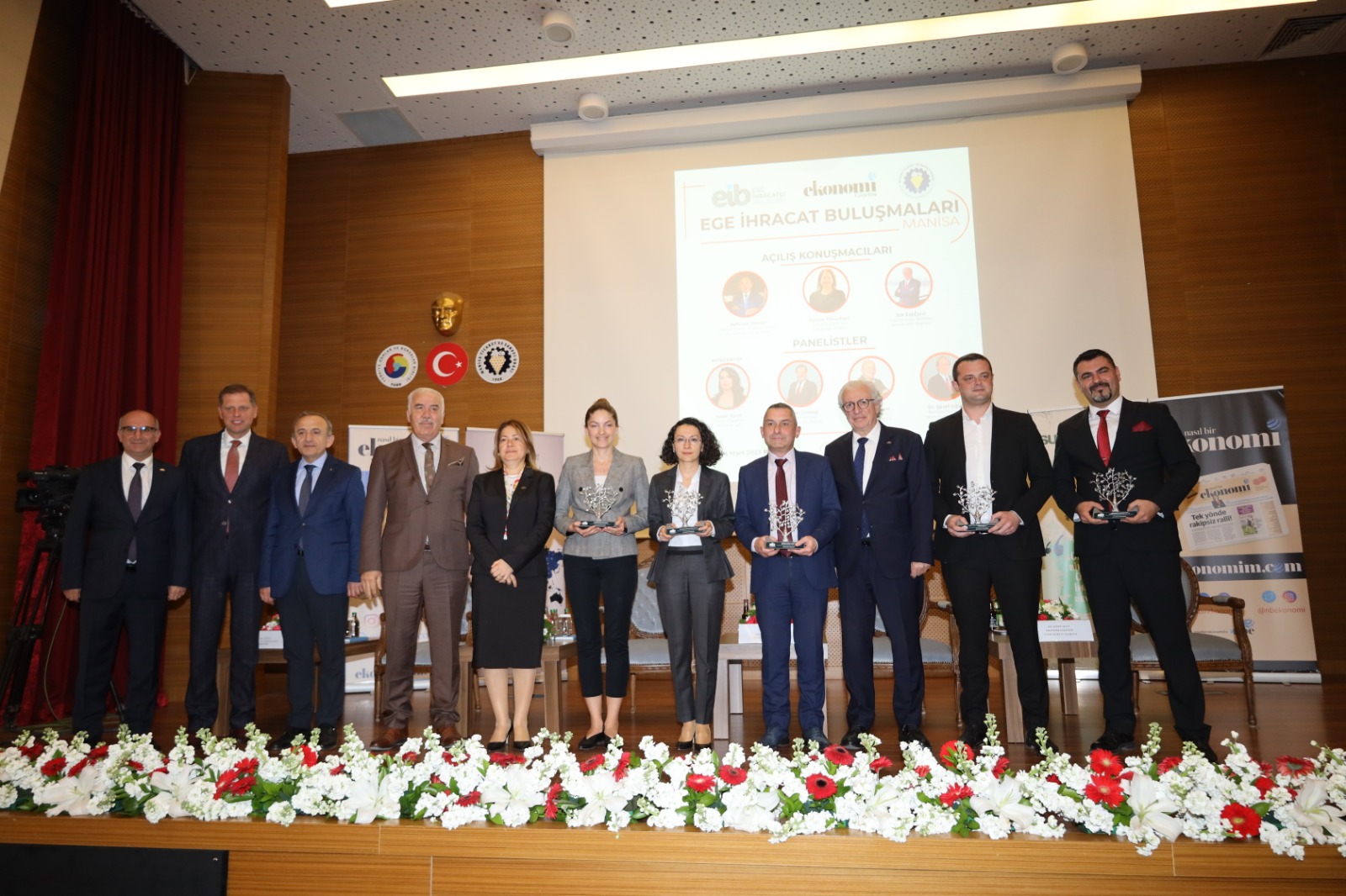 Deprem bölgesinden iş gücünün göç etmemesi için çift maaş önerisi