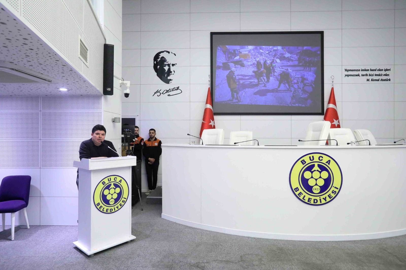 DEVA Partili Uygur’dan Bucakut’a teşekkür ziyareti