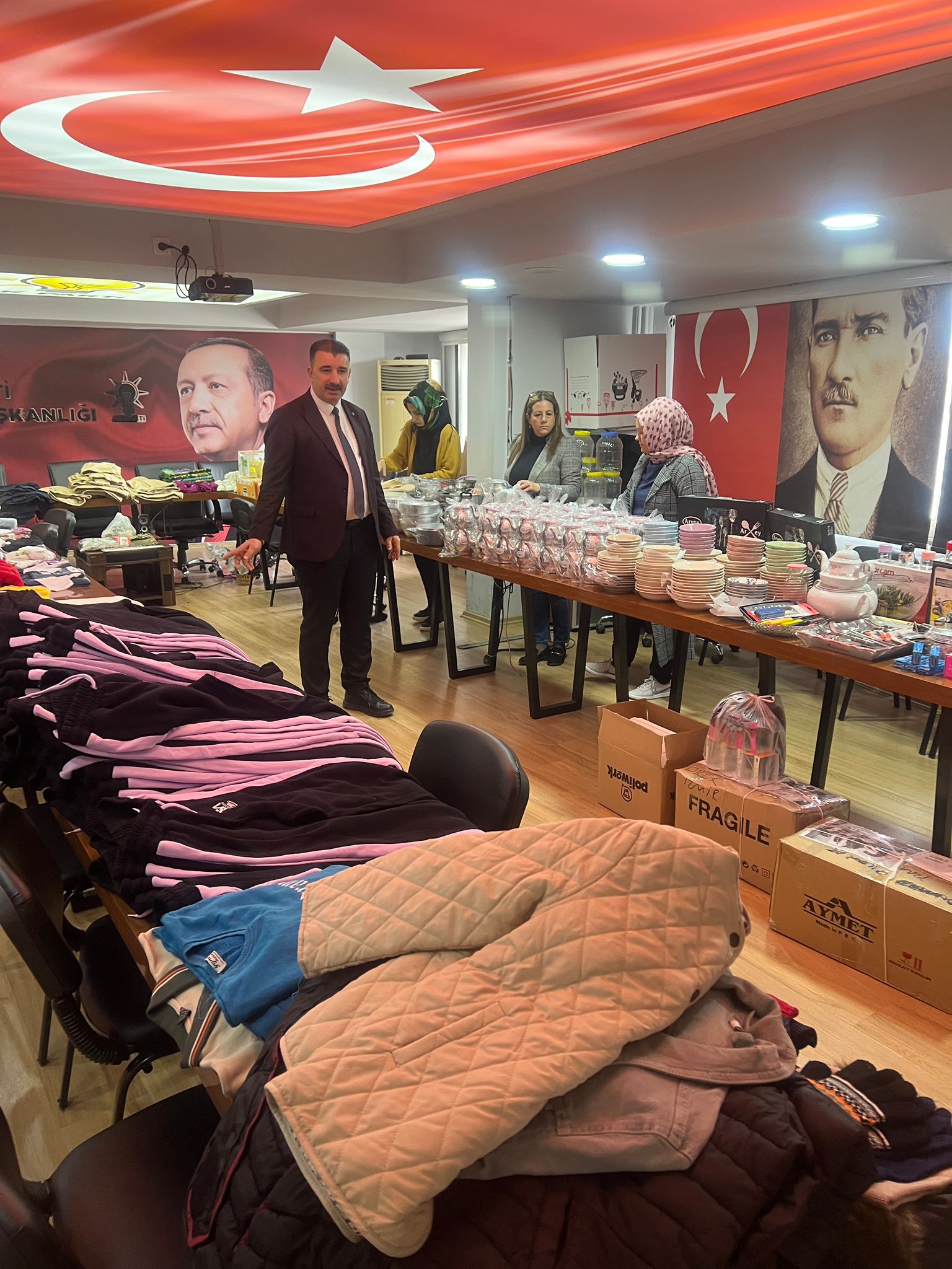 3 bin 500 depremzede Konak'ta misafir