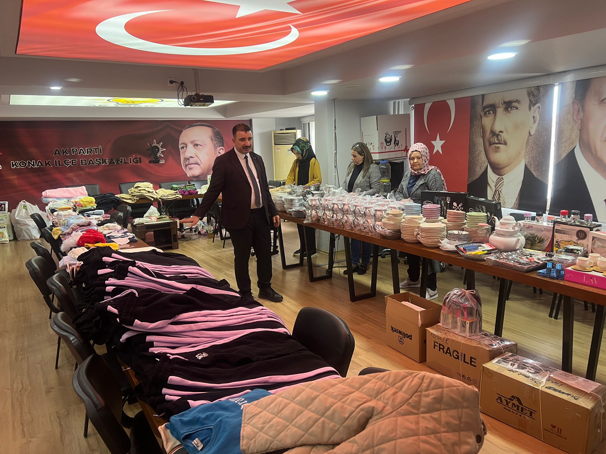 3 bin 500 depremzede Konak'ta misafir