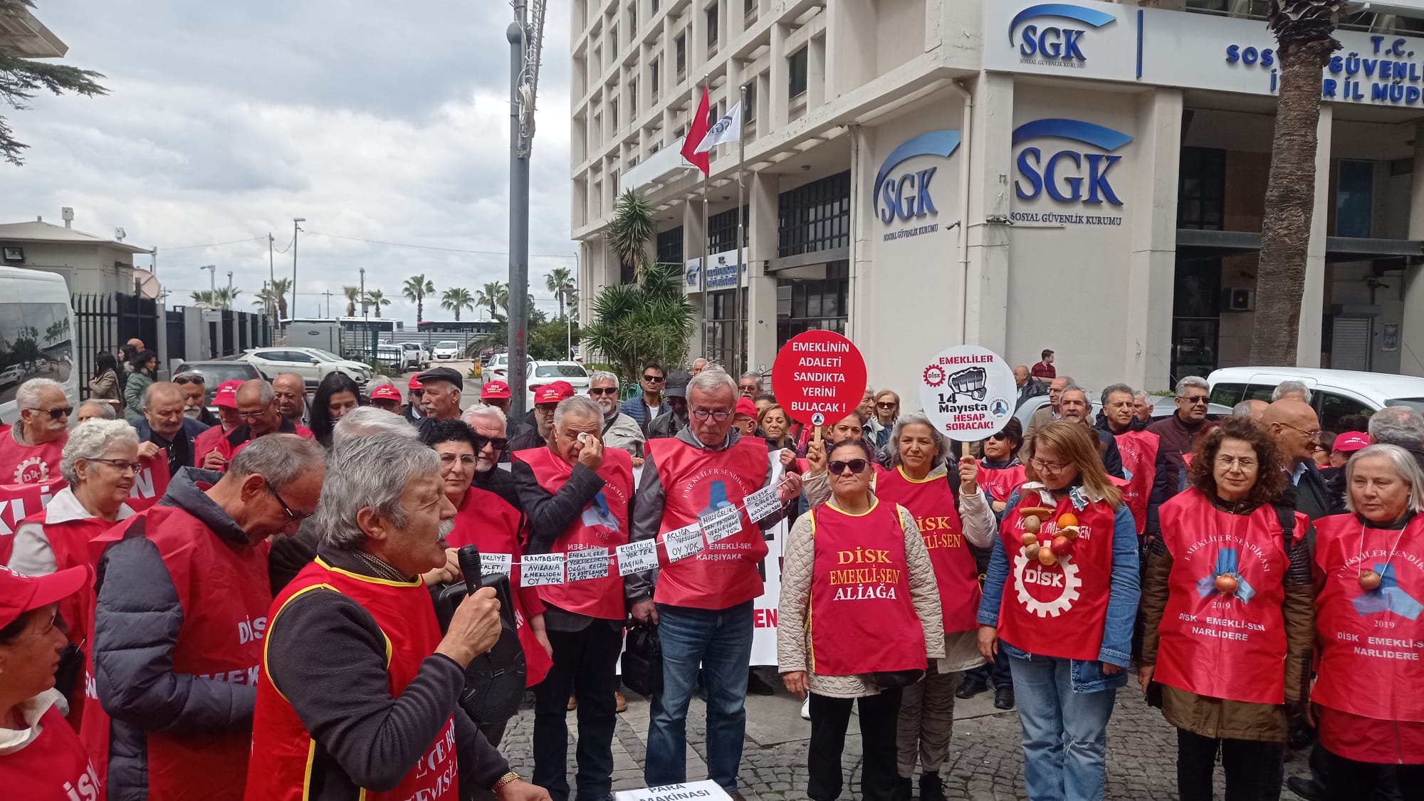 Emekli-Sen'den 'seçim oyunu' çıkışı