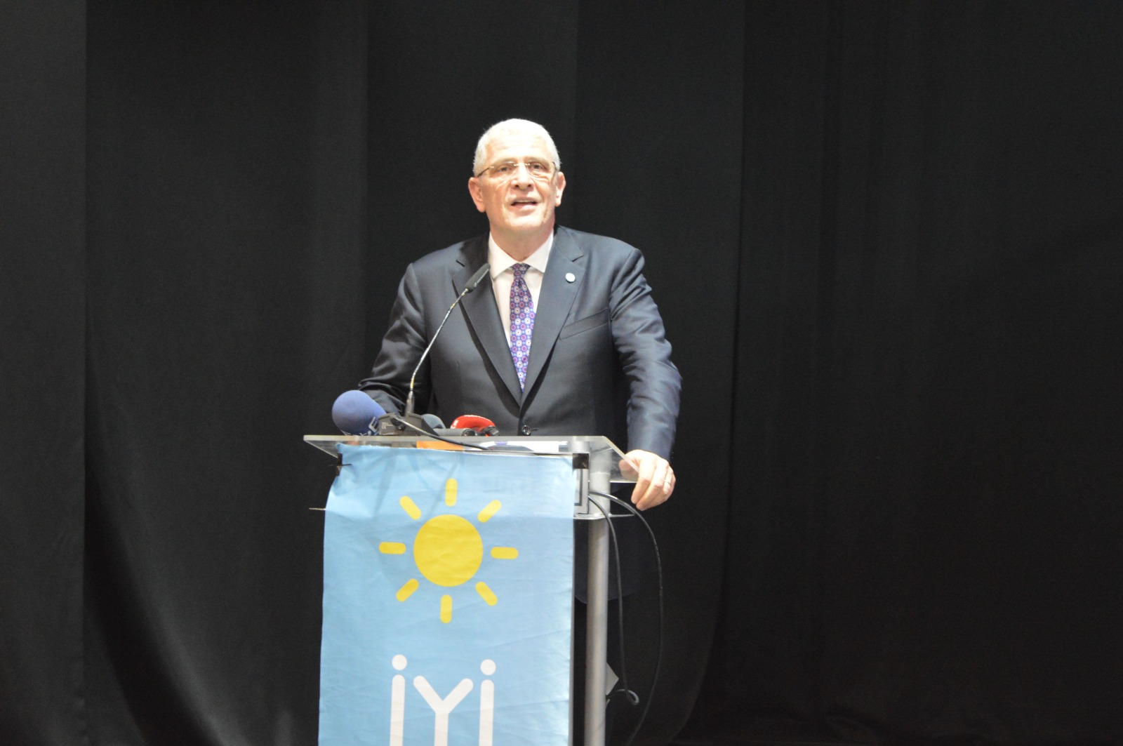 İYİ Parti, İzmir milletvekili adaylarını tanıttı