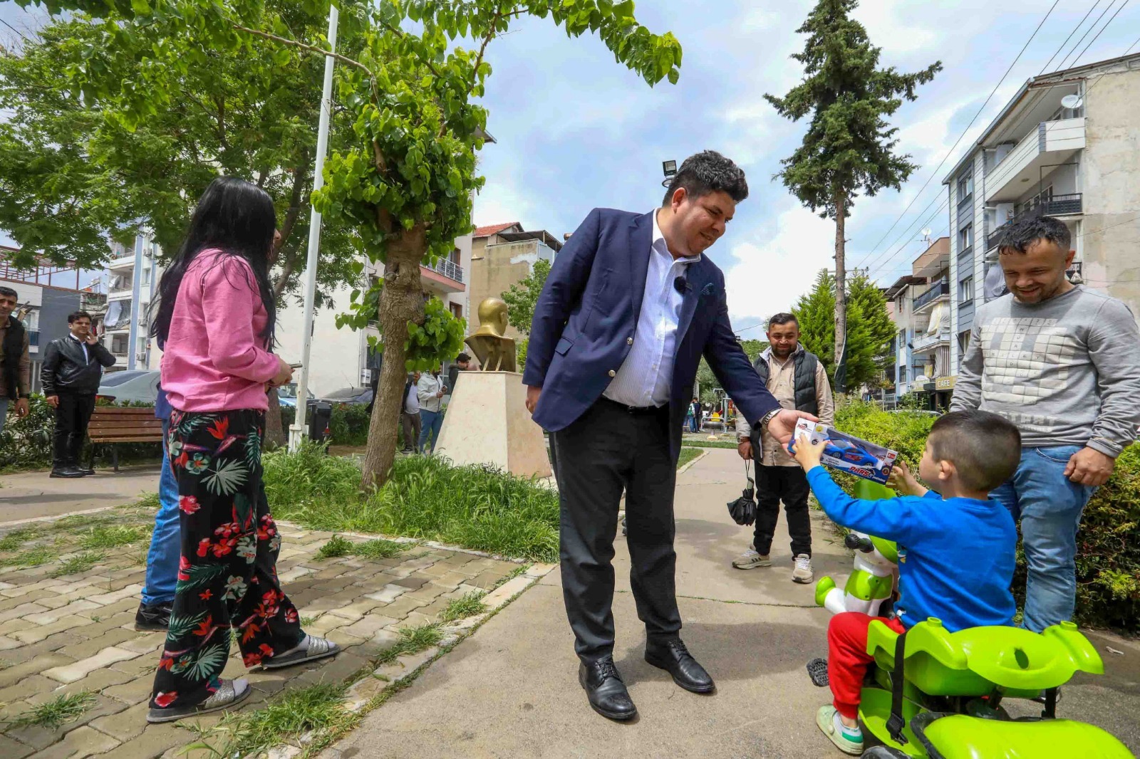 Başkan Kılıç’tan İzmir mitingine davet turu “15 Mayıs’ta bahara uyanacağız”