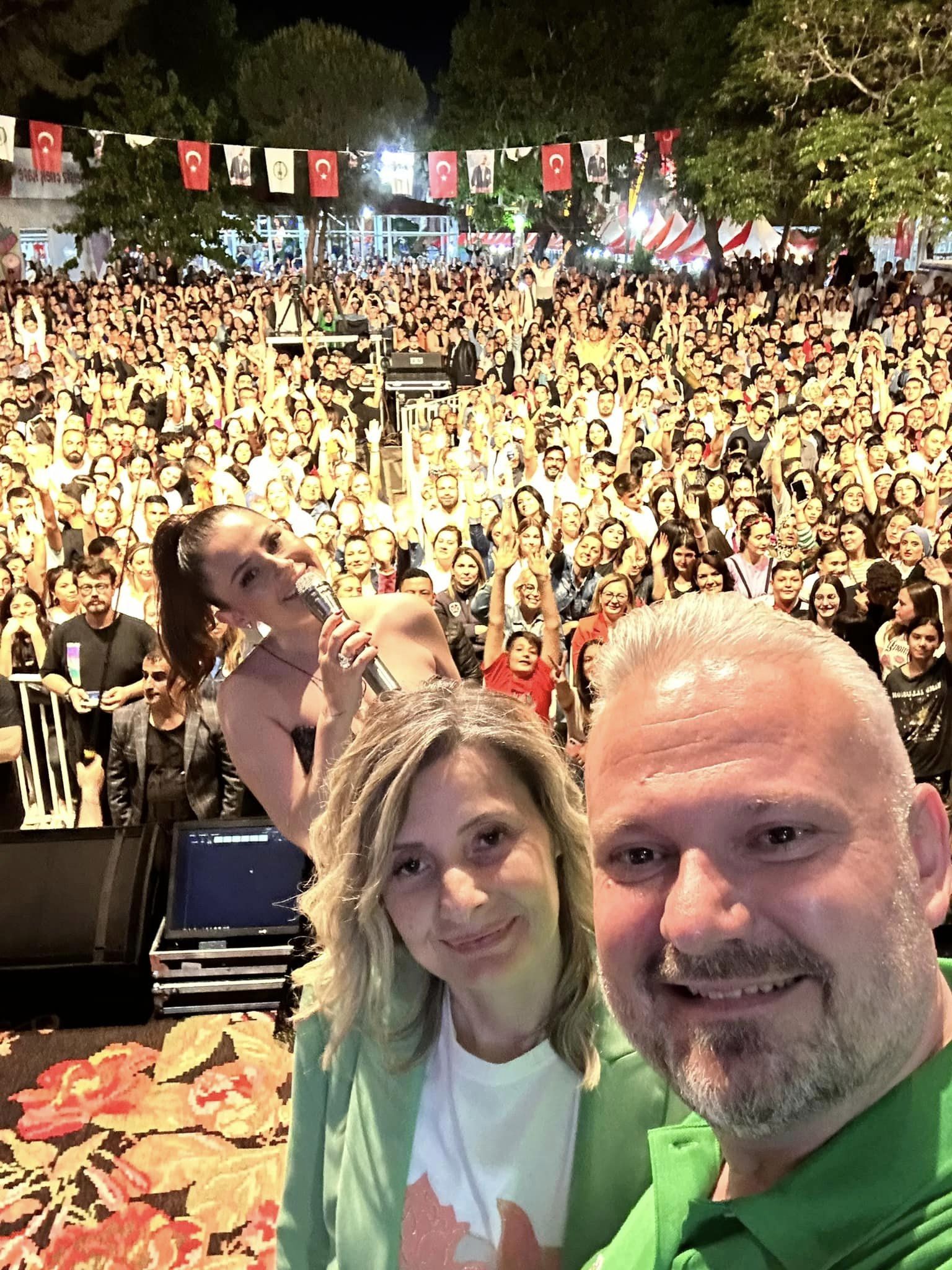 Yüz Binler Emiralem Çilek Festivali’nde Buluştu