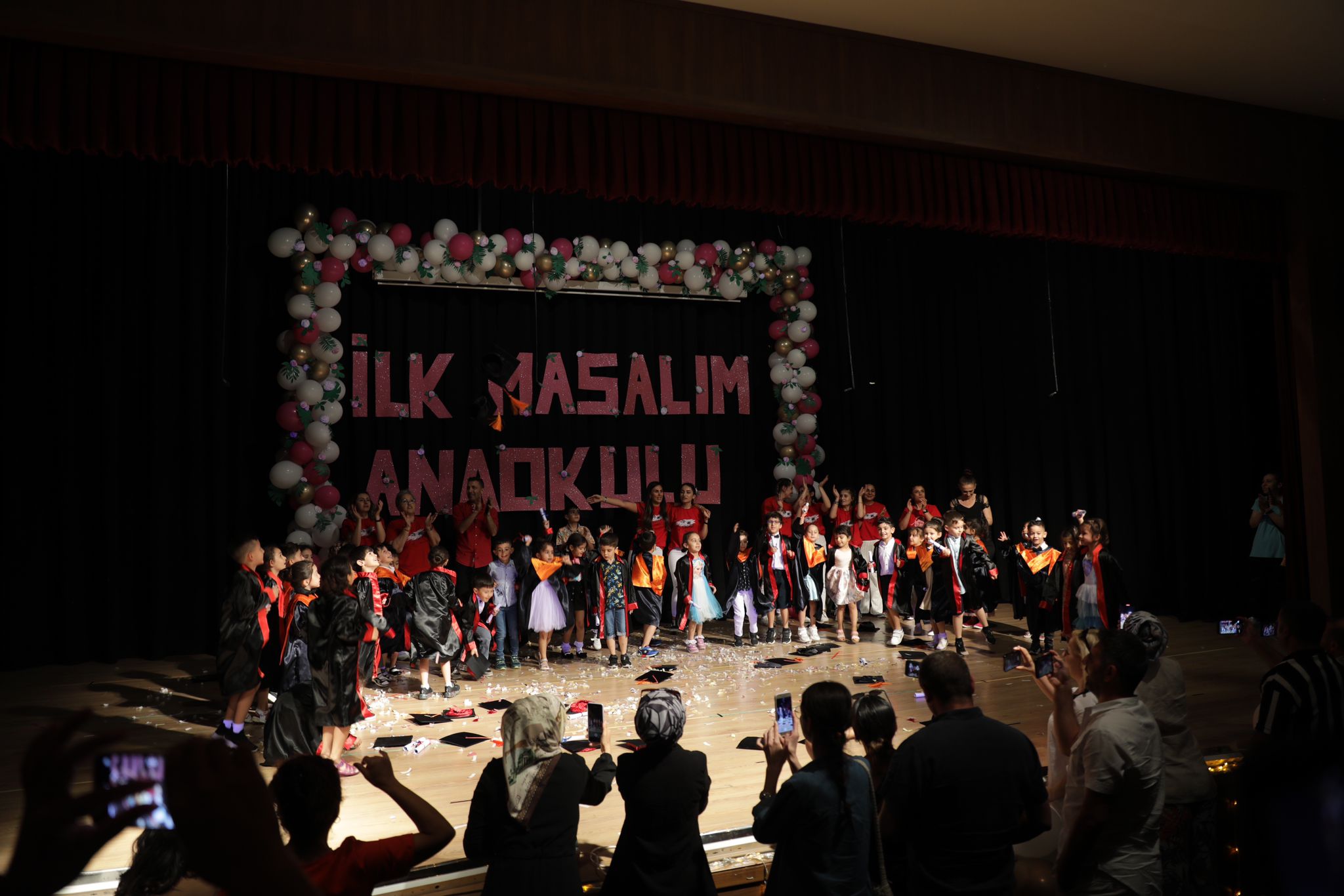 İlk Masalım Anaokulu Öğrencileri, Muhteşem Yıl Sonu Gösterisiyle izleyicileri büyüledi