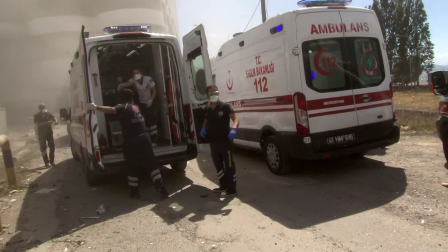 Kocaeli Derince Limanı'nda patlama! Çok sayıda yaralı var!