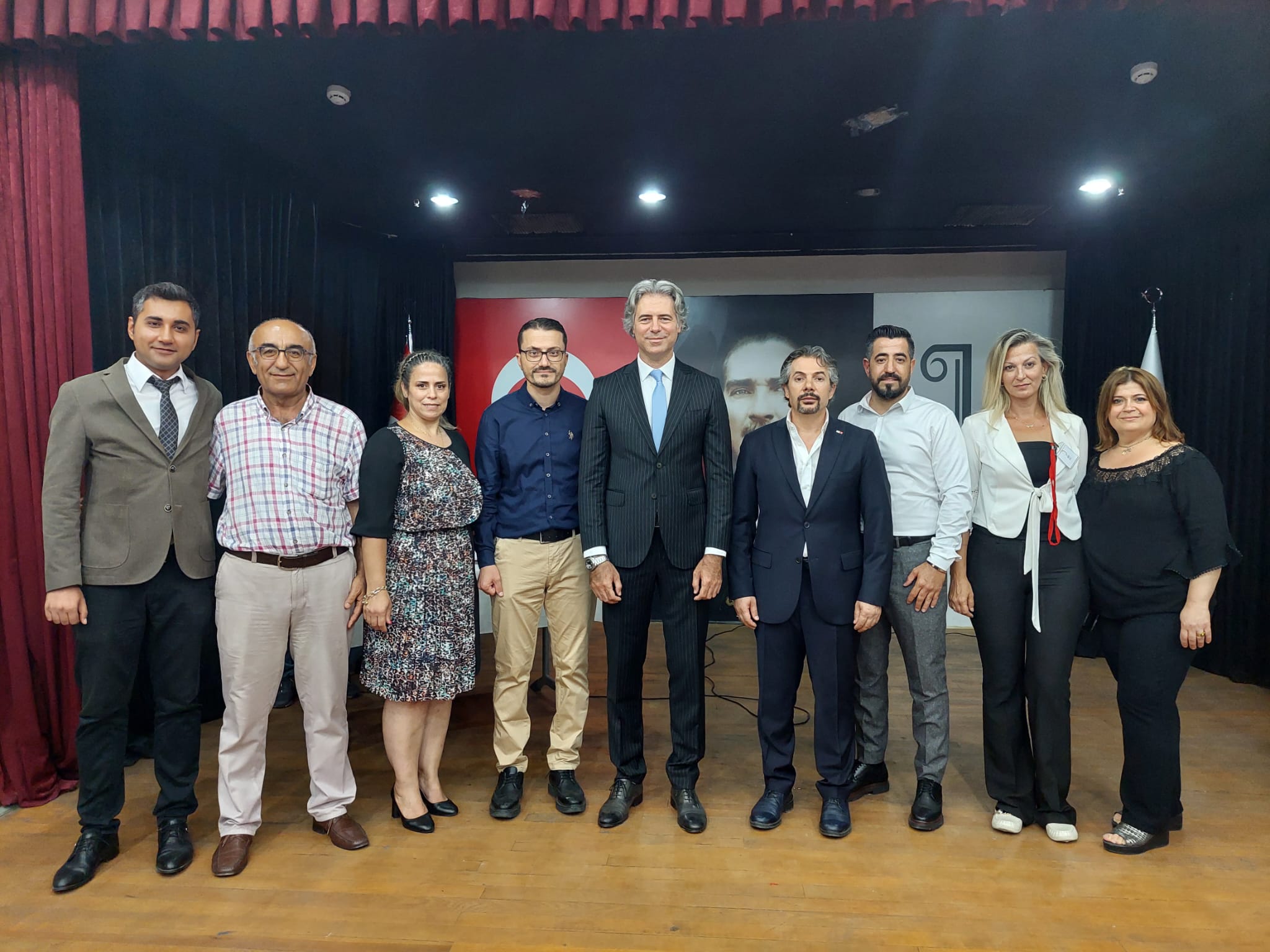 Türk Kızılay Bayraklı'da Metin Köroğlu Güven Tazeledi