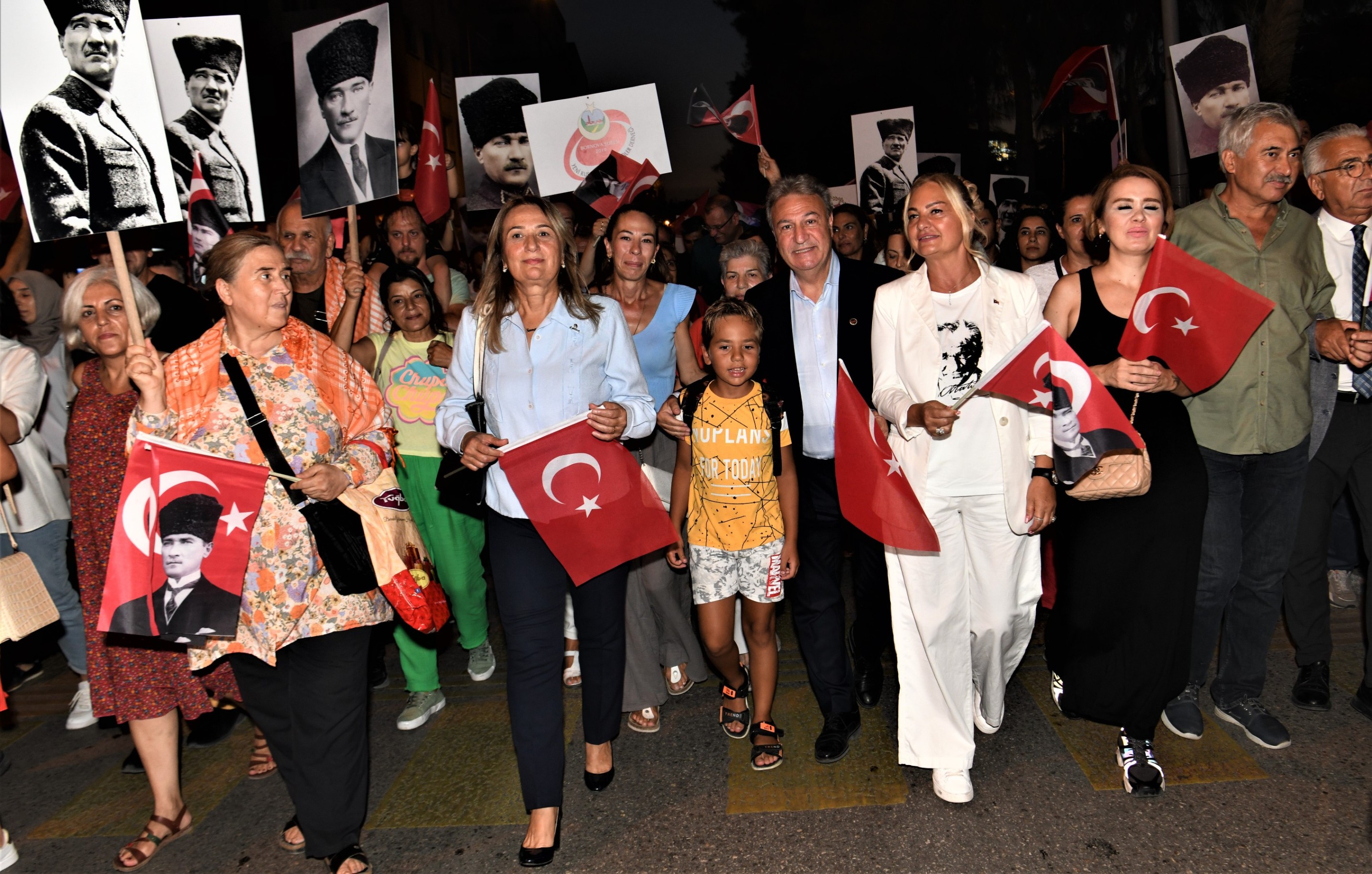 Bornova’da 101. yıl coşkusu