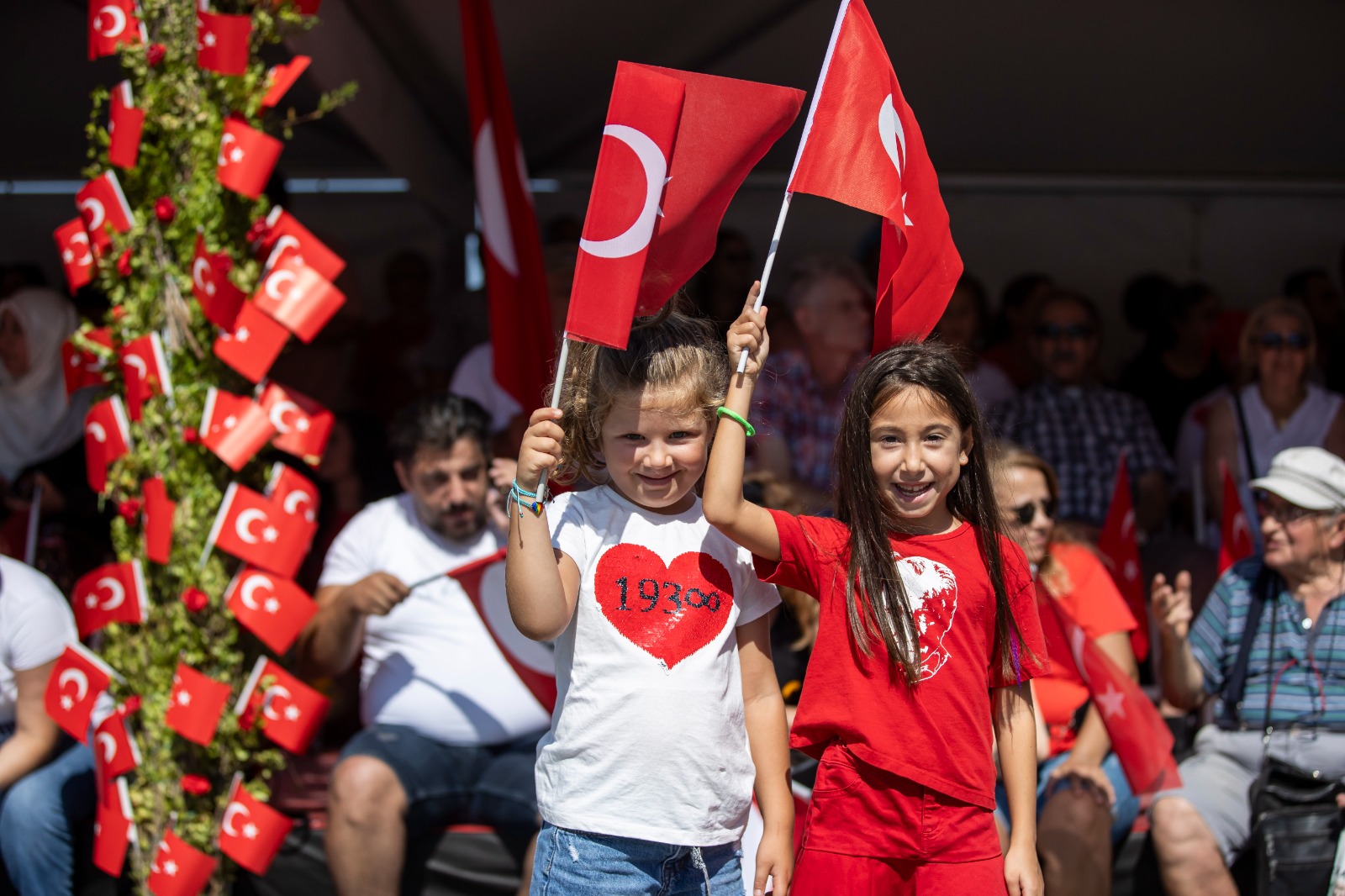 İzmir’de “Zafer” coşkusu