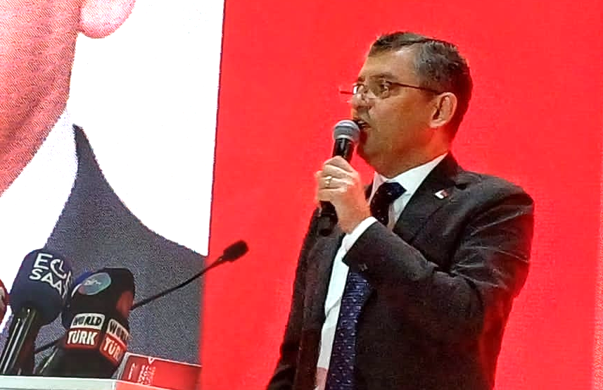 CHP Grup Başkanı Özel’den İzmir’de değişim çağrısı: Türkiye’ye yeniden umut olacağız