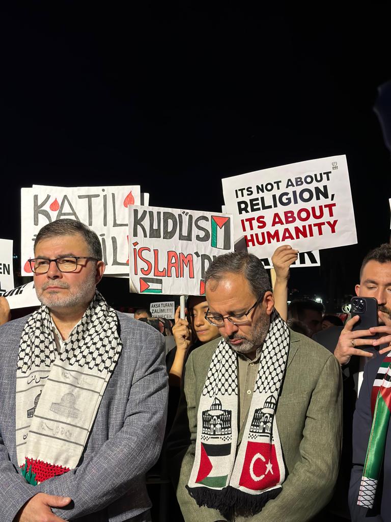 “İzmirli Zulme Sessiz Kalmadı"