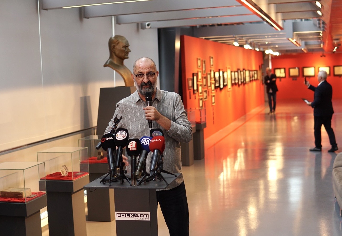 Folkart’tan Muhteşem Sergi  “Karanlıkta Akan Bir Yıldız:  Mustafa Kemal Atatürk”