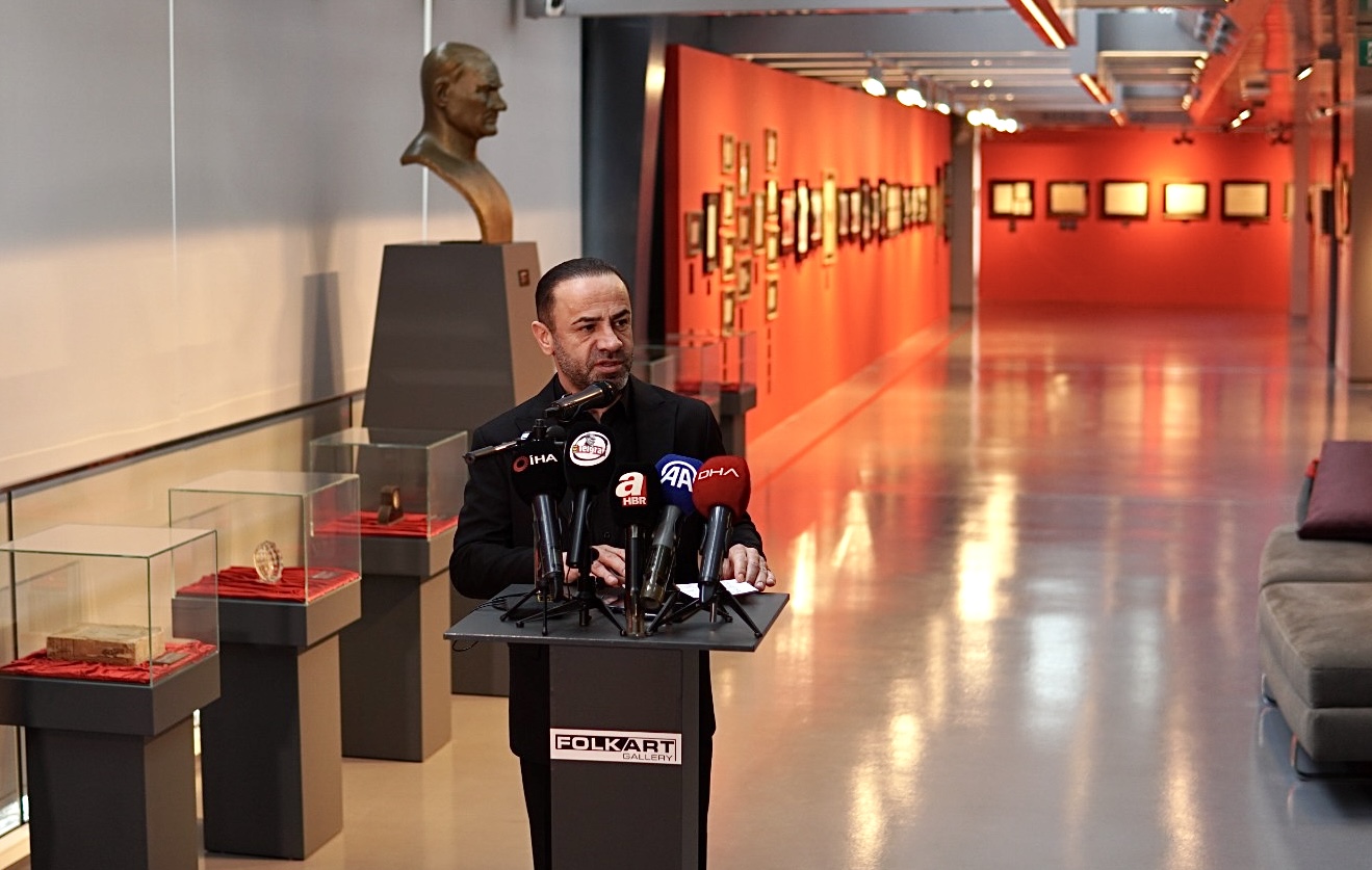 Folkart’tan Muhteşem Sergi  “Karanlıkta Akan Bir Yıldız:  Mustafa Kemal Atatürk”