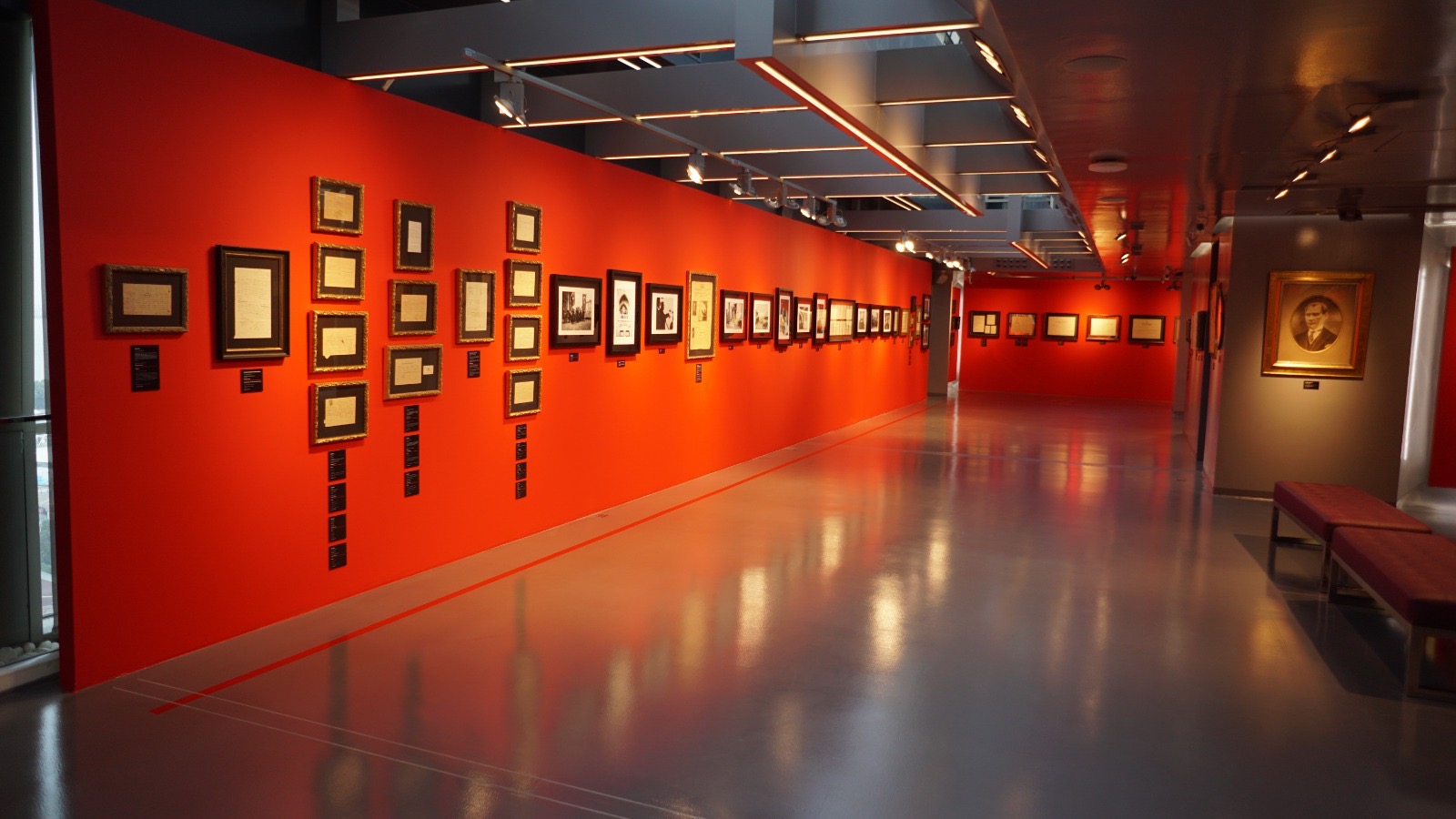 Folkart’tan Muhteşem Sergi  “Karanlıkta Akan Bir Yıldız:  Mustafa Kemal Atatürk”