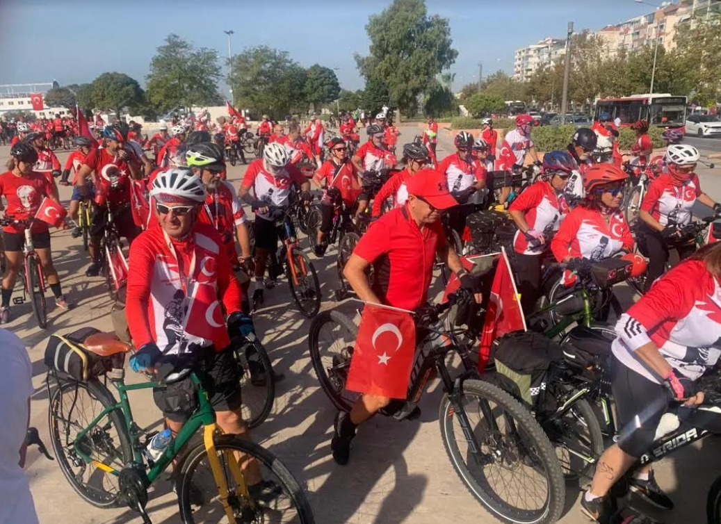 İGC’den Cumhuriyete pedal