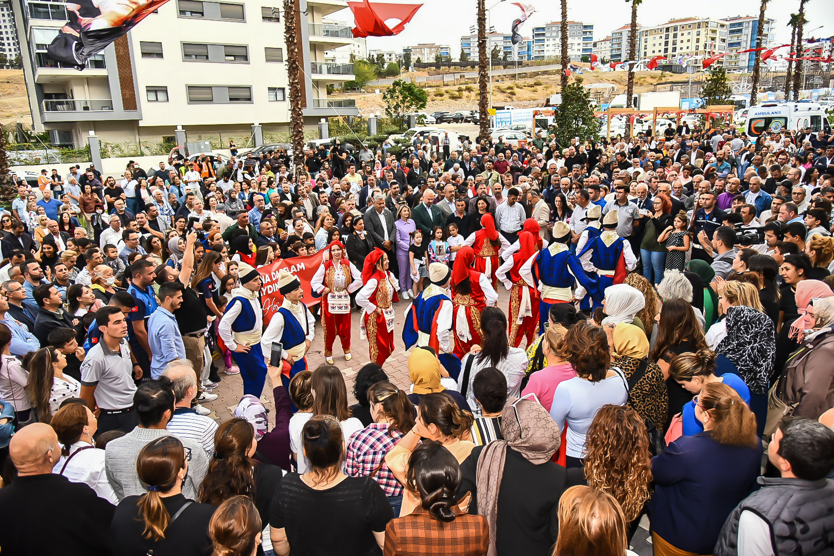 Menemen'de Bir İlk: Başkanlık İletişim Ofisi Hizmete Girdi