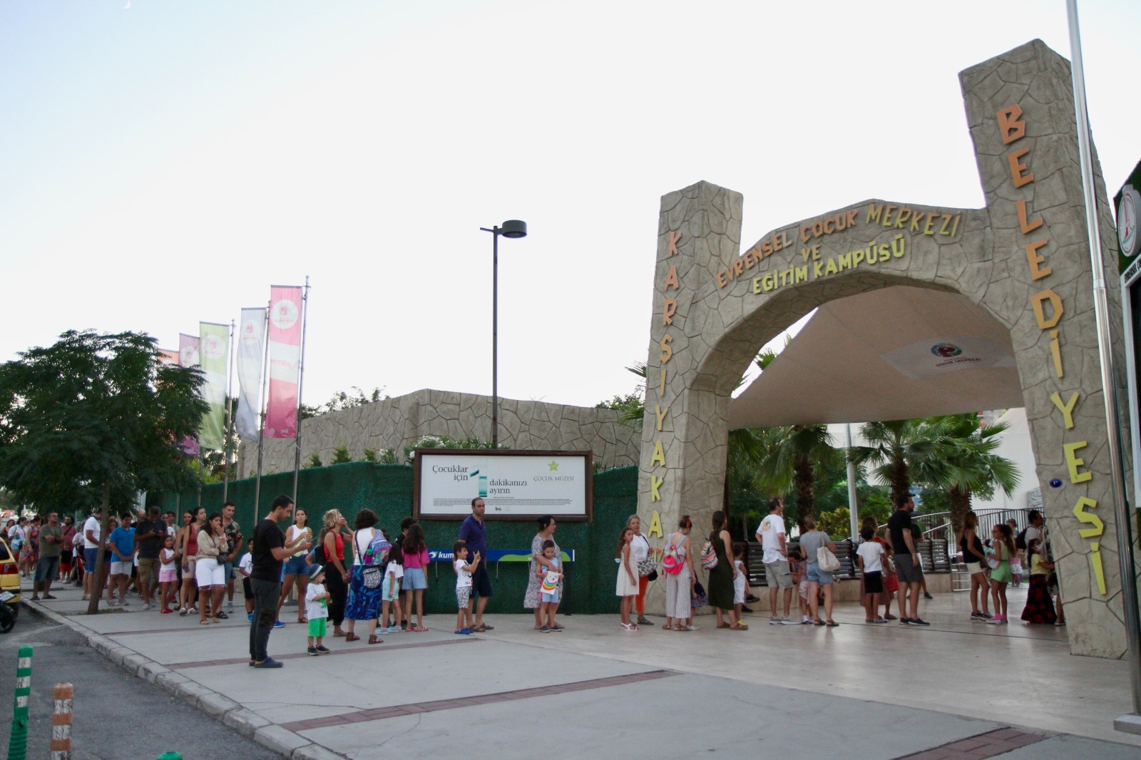 Öğrenciler ara tatilin tadını Karşıyaka’da çıkaracak
