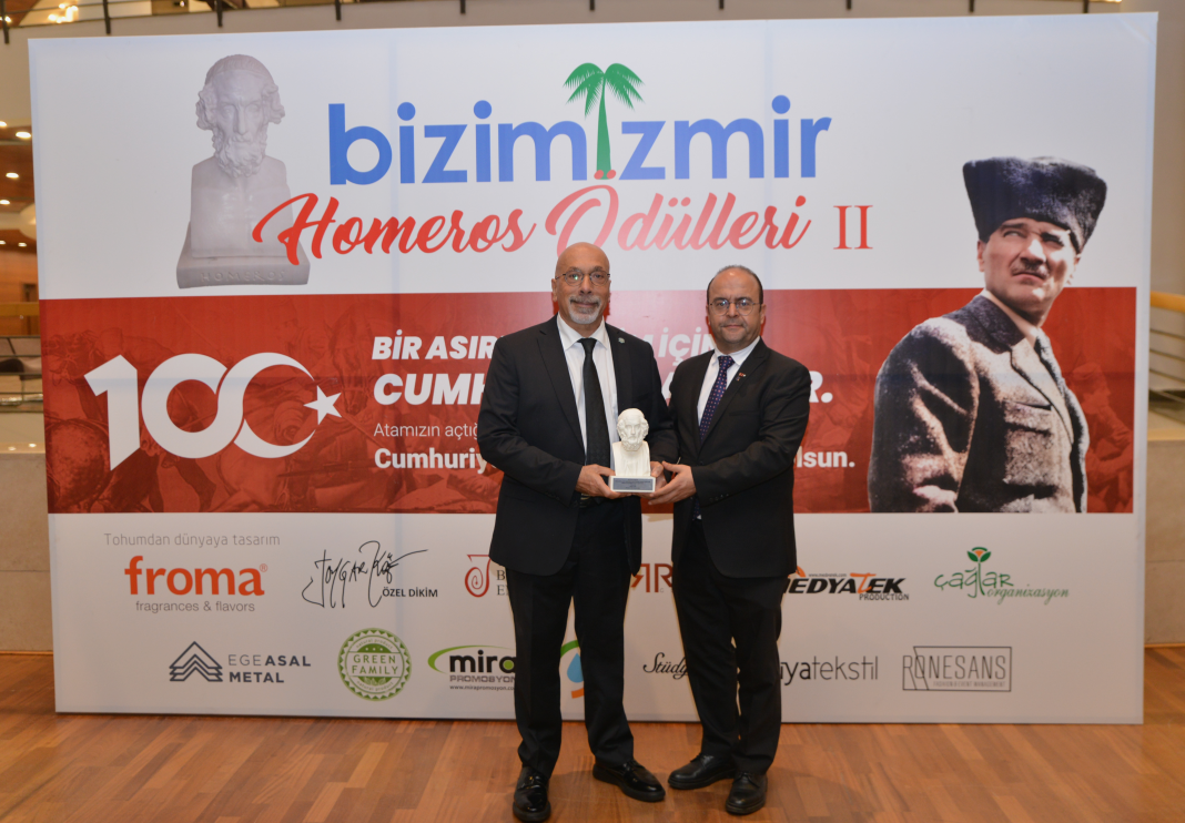 “Bizimizmir Homeros Ödülleri” sahiplerini buldu