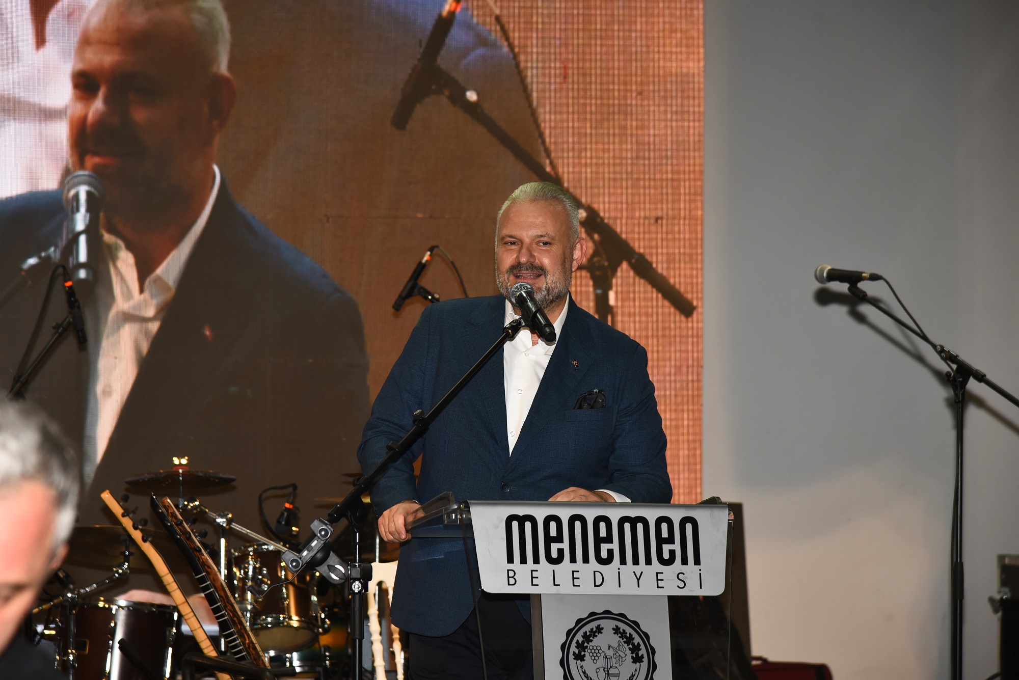 Menemen'de Öğretmenler Günü için unutulmaz gece