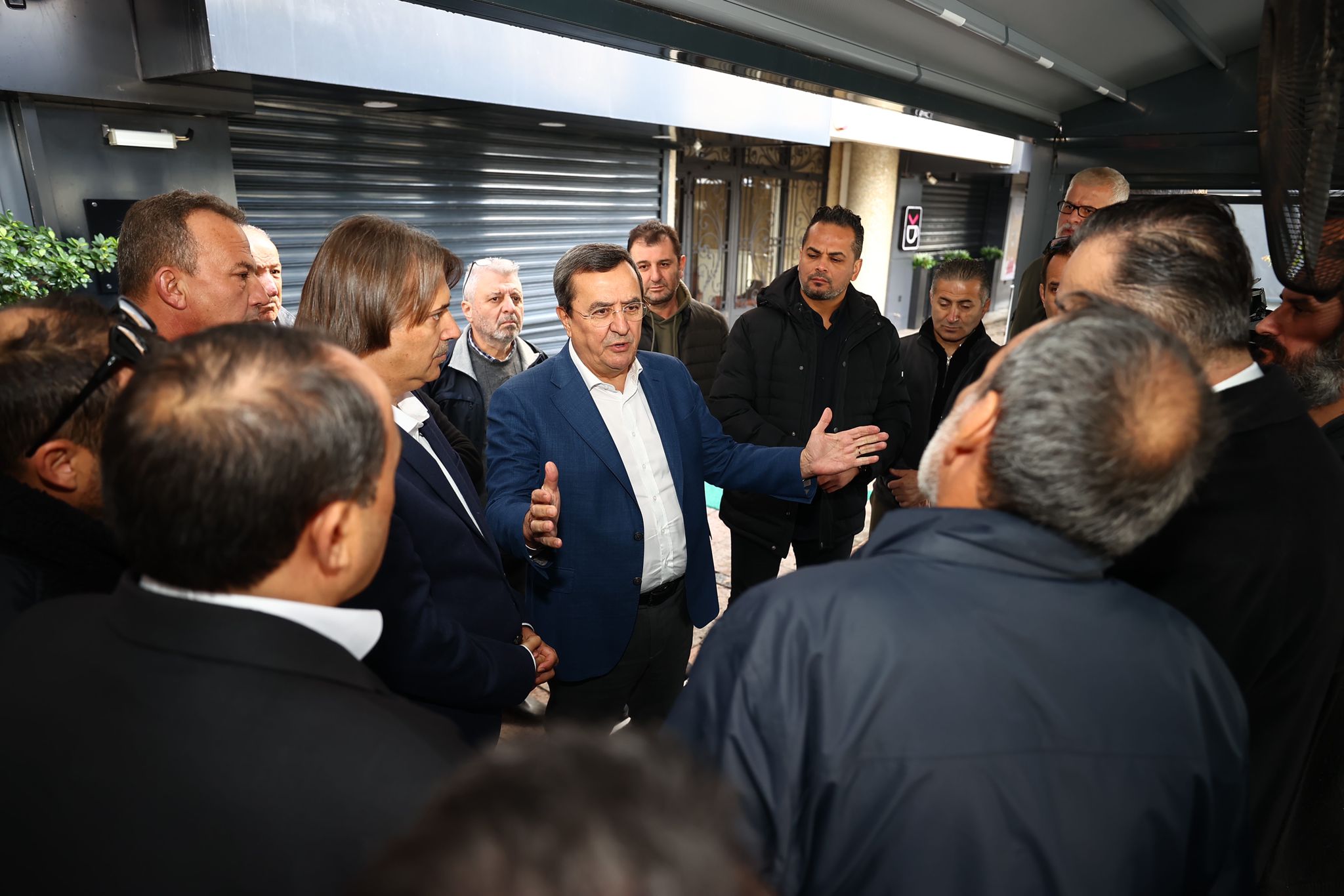 Başkan Batur’dan Kordon Esnafına Afet Desteği: Üç ay işgaliye ücreti alınmayacak   