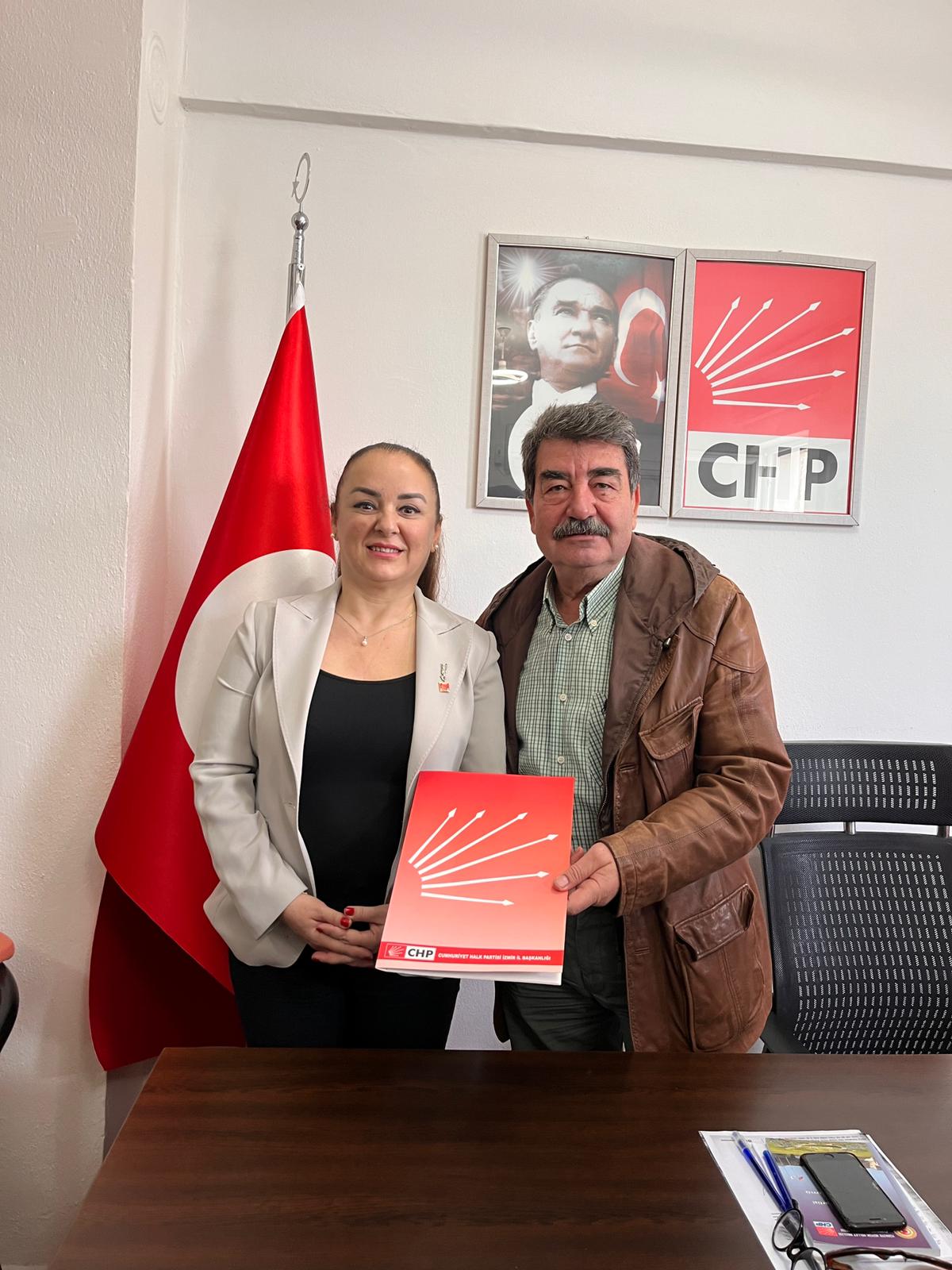 Tülin Koç’tan Miting gibi Adaylık Başvurusu