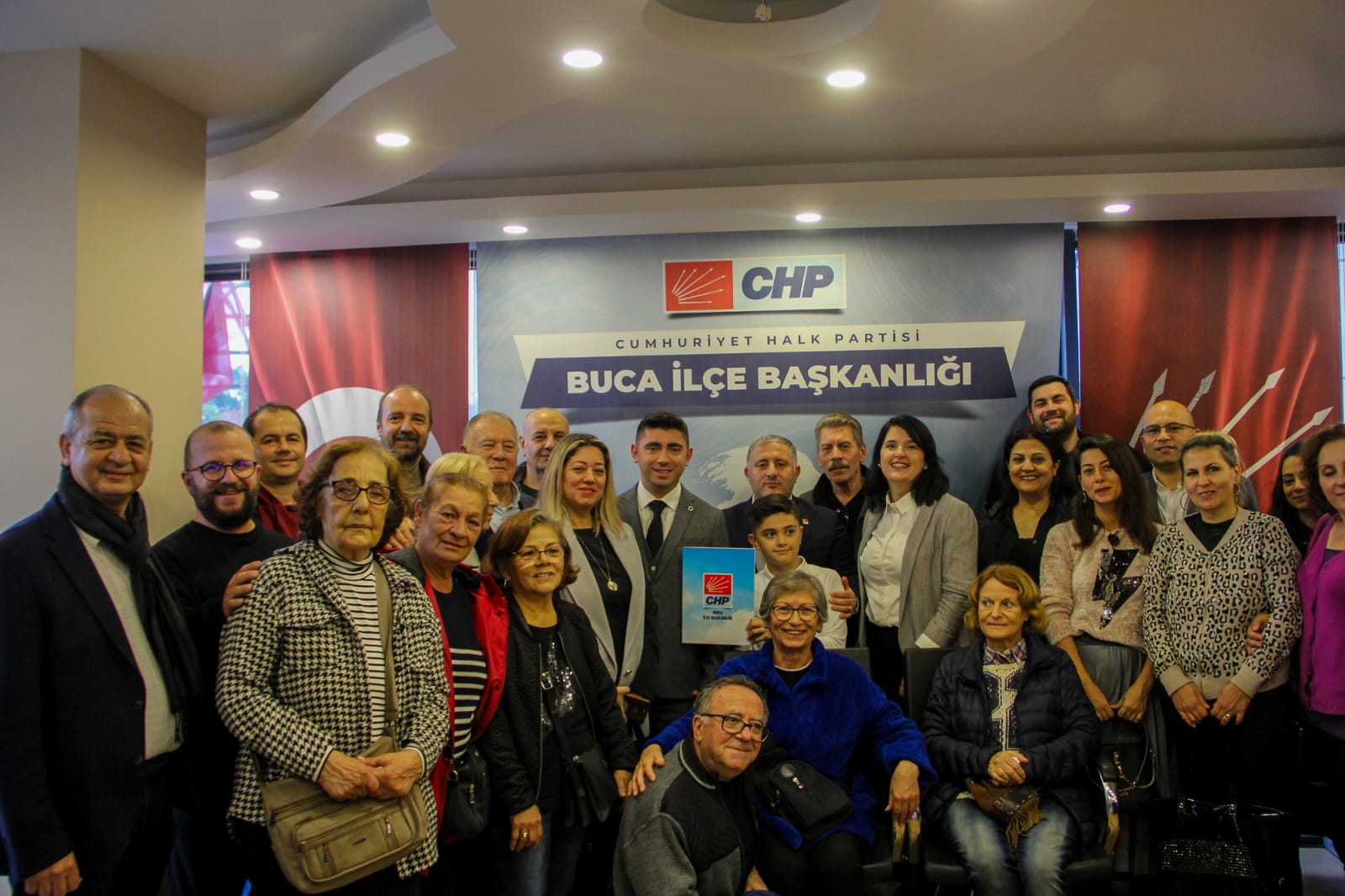 Berk Hızlıateş Aday Adaylığını Açıkladı