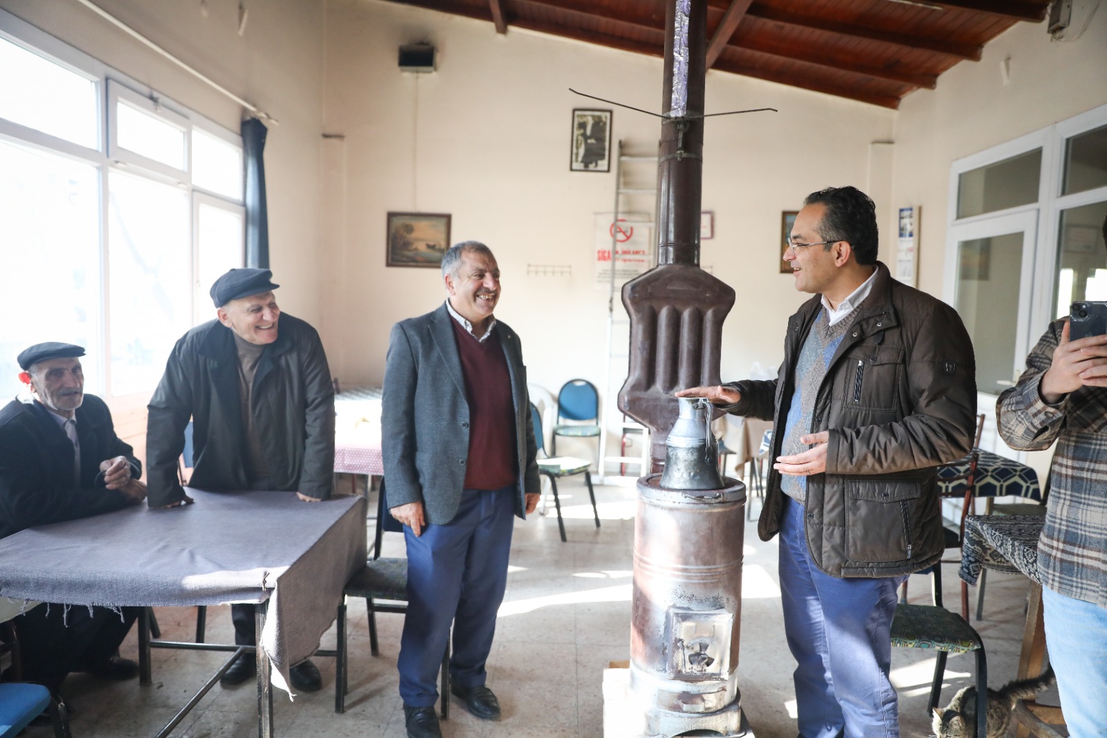 İzmir’in adayı Atila sınırdan seslendi: Asıl hedef Manisa!