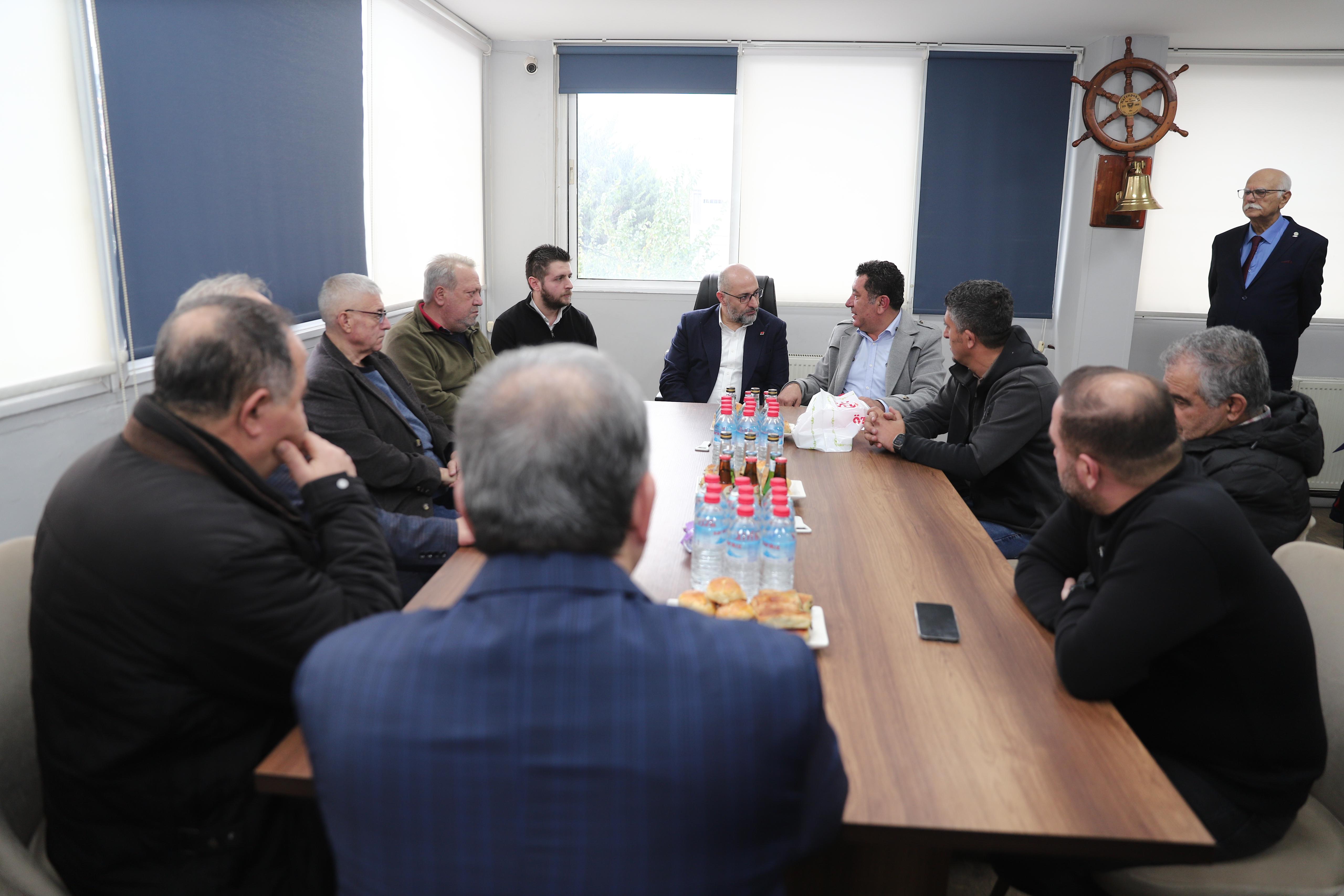 Buğra Gökce İzmir'in köklü spor kulüplerini ziyaret etti